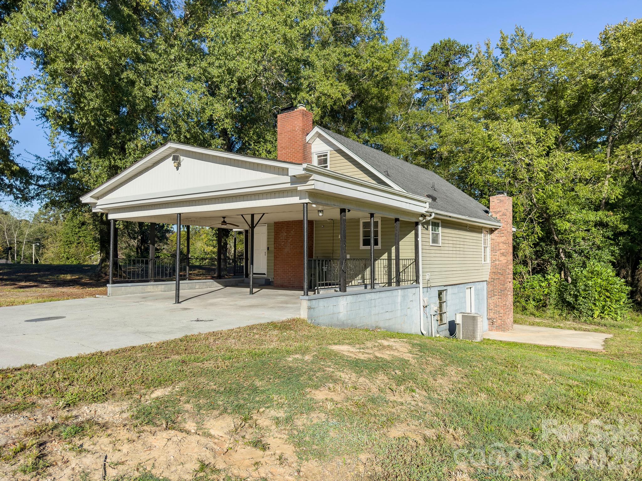 main property photo 32