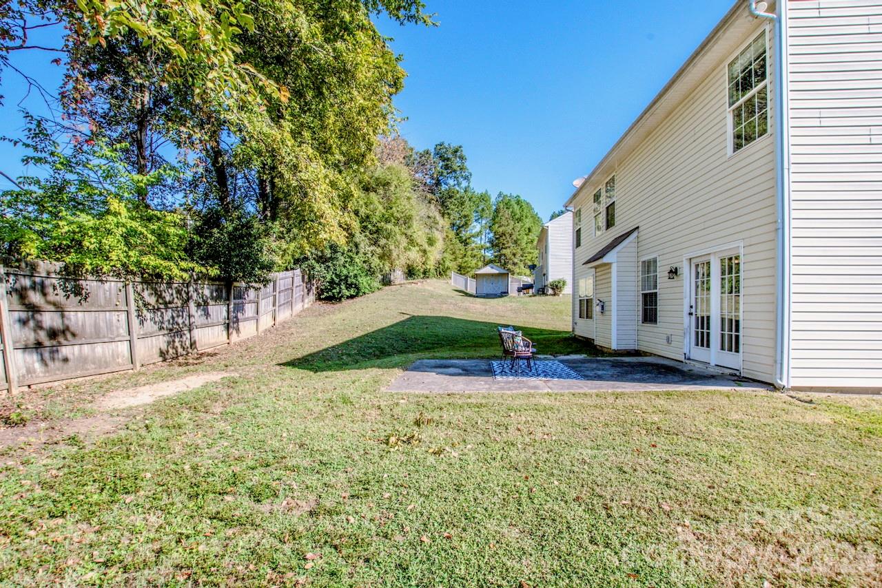 main property photo 41
