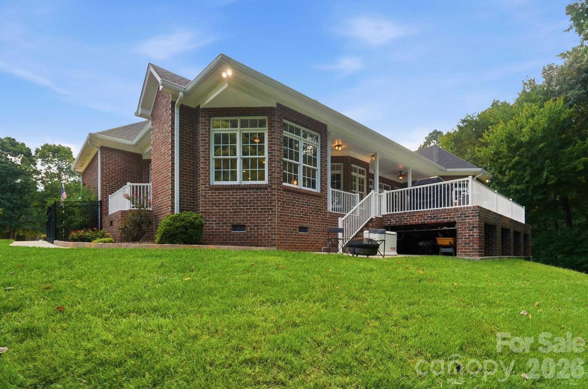 main property photo 35