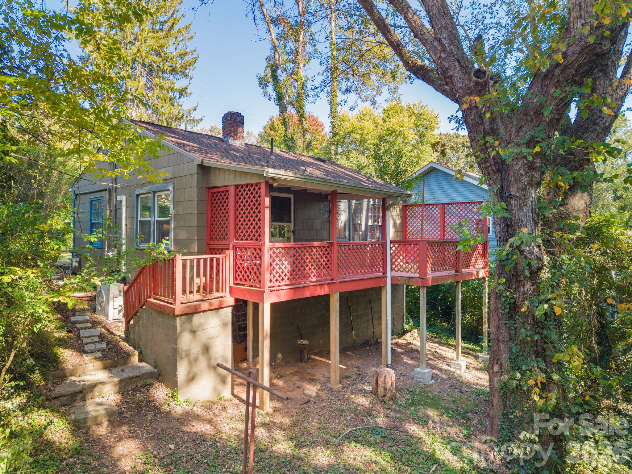 main property photo 18