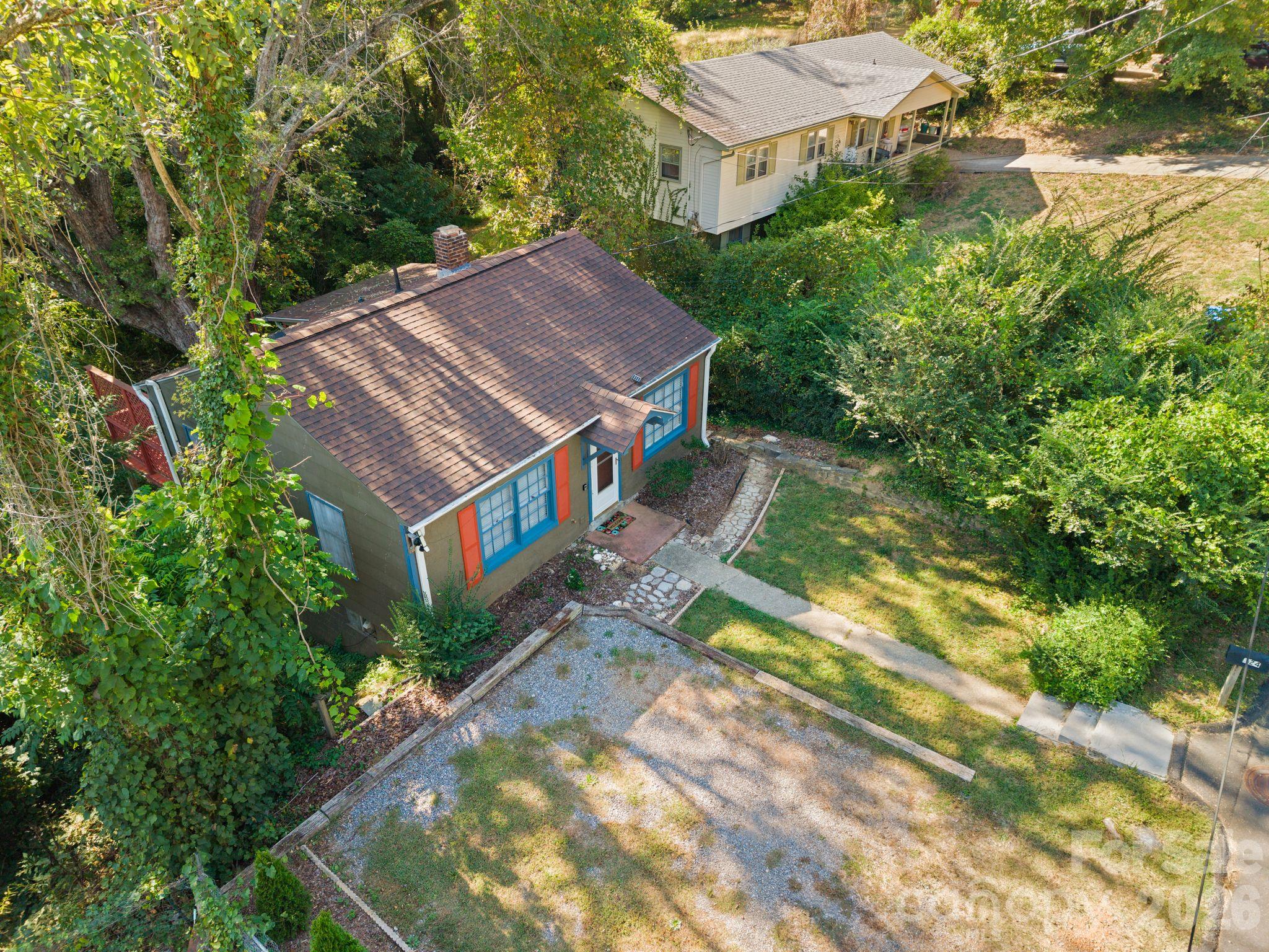main property photo 21