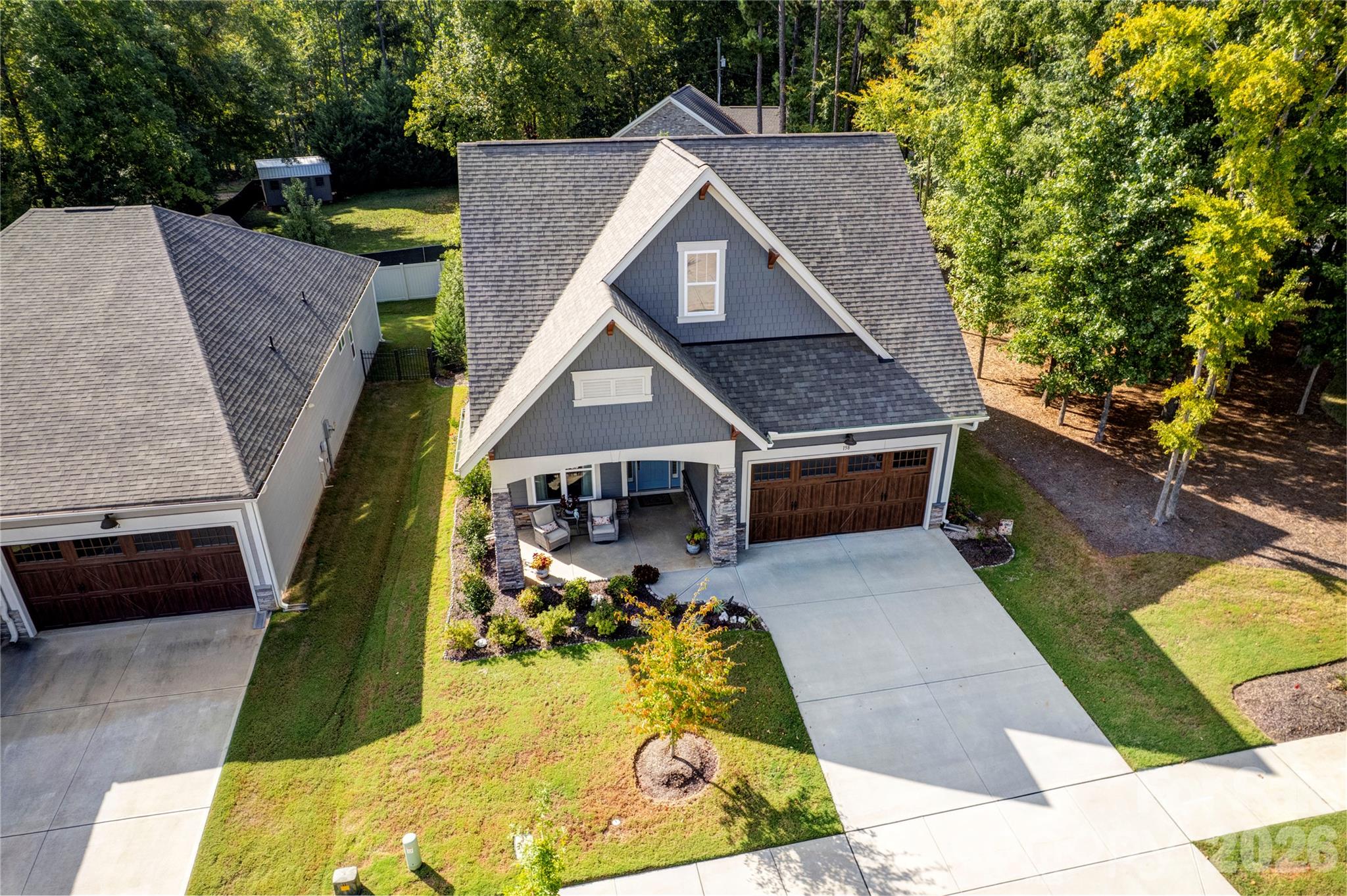 main property photo 28