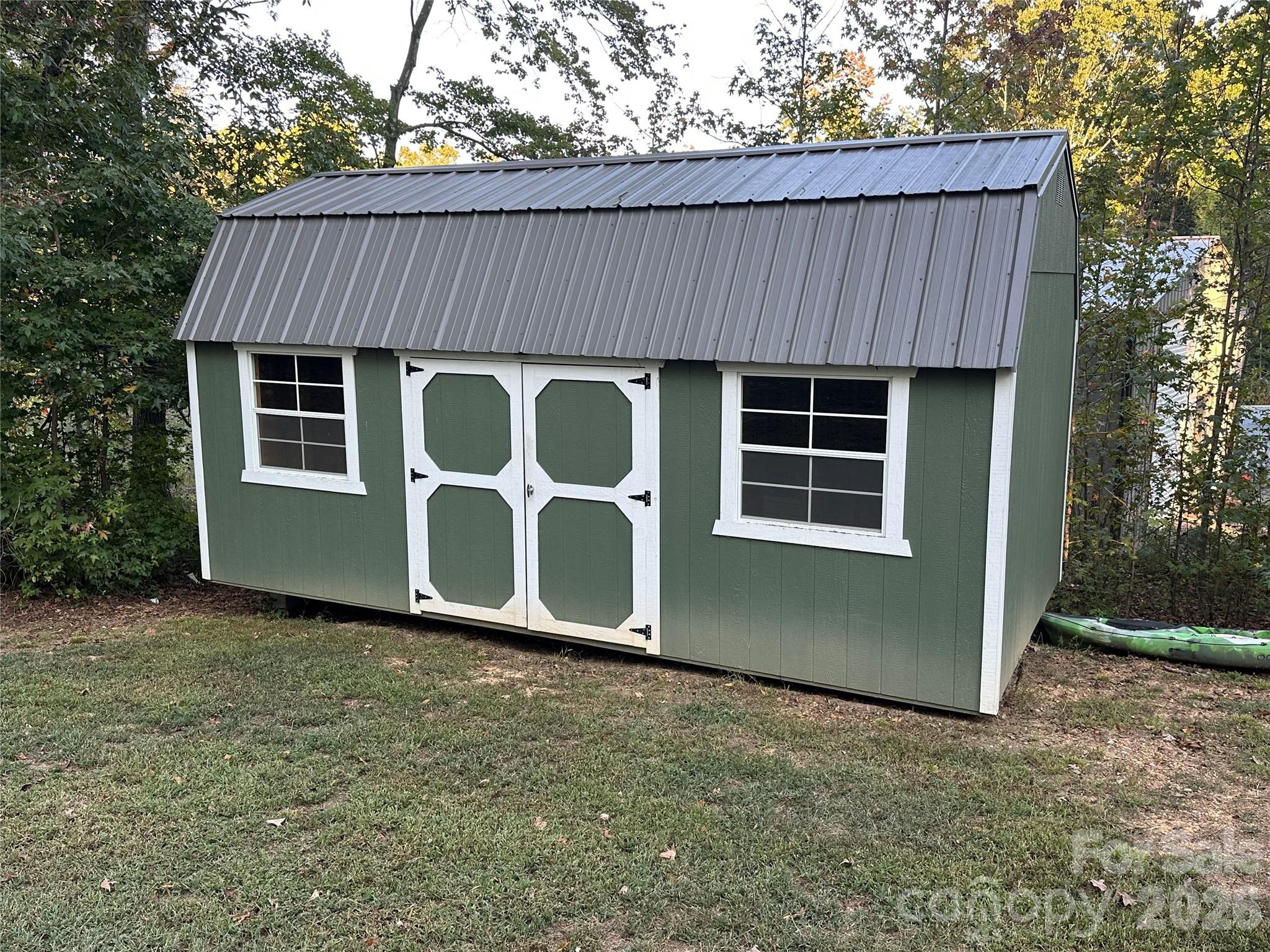 main property photo 31