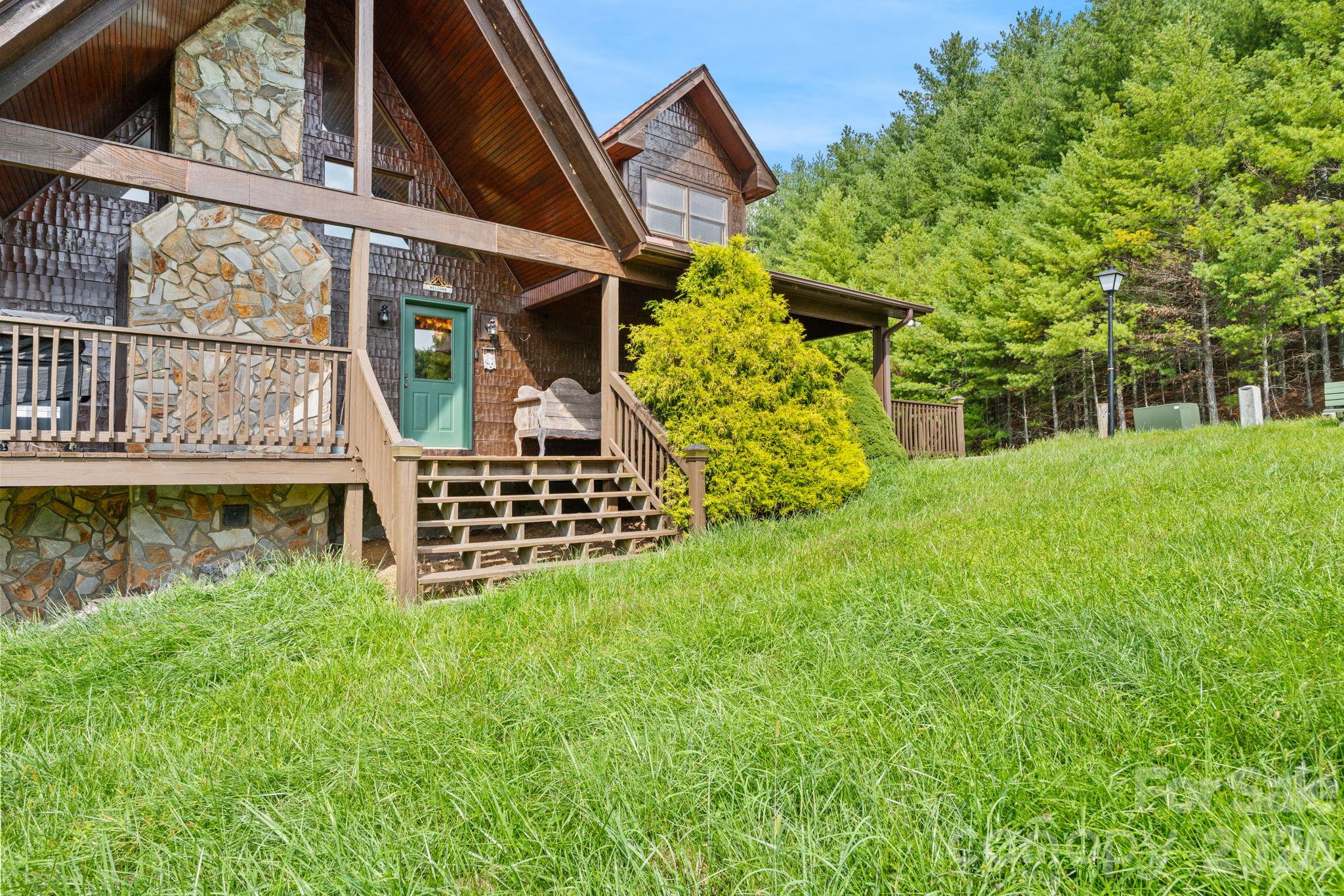 main property photo 9