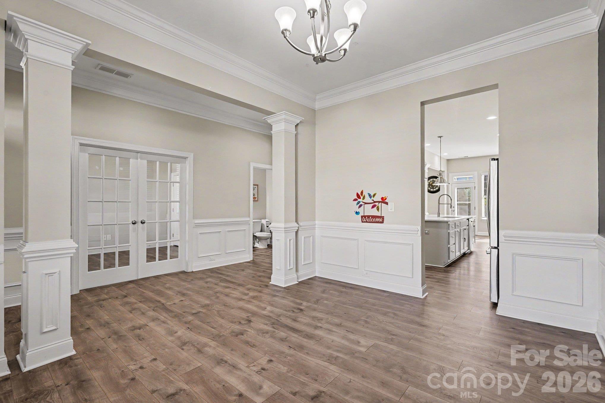 main property photo 8