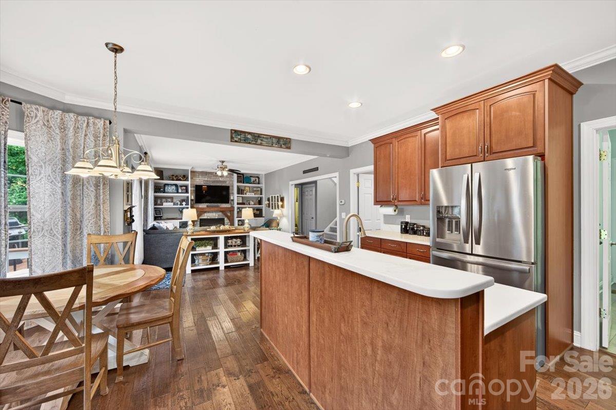 main property photo 18