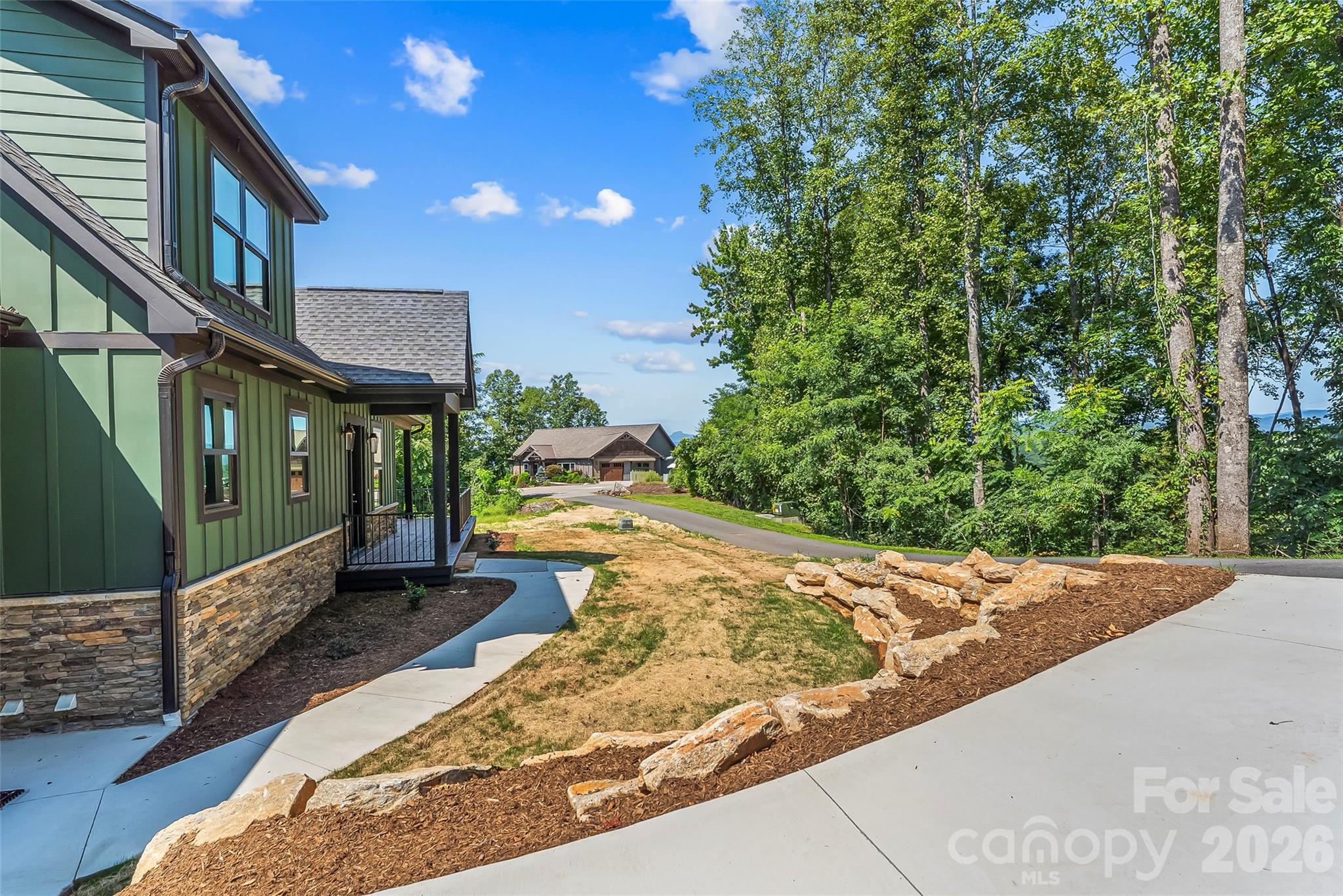 main property photo 5