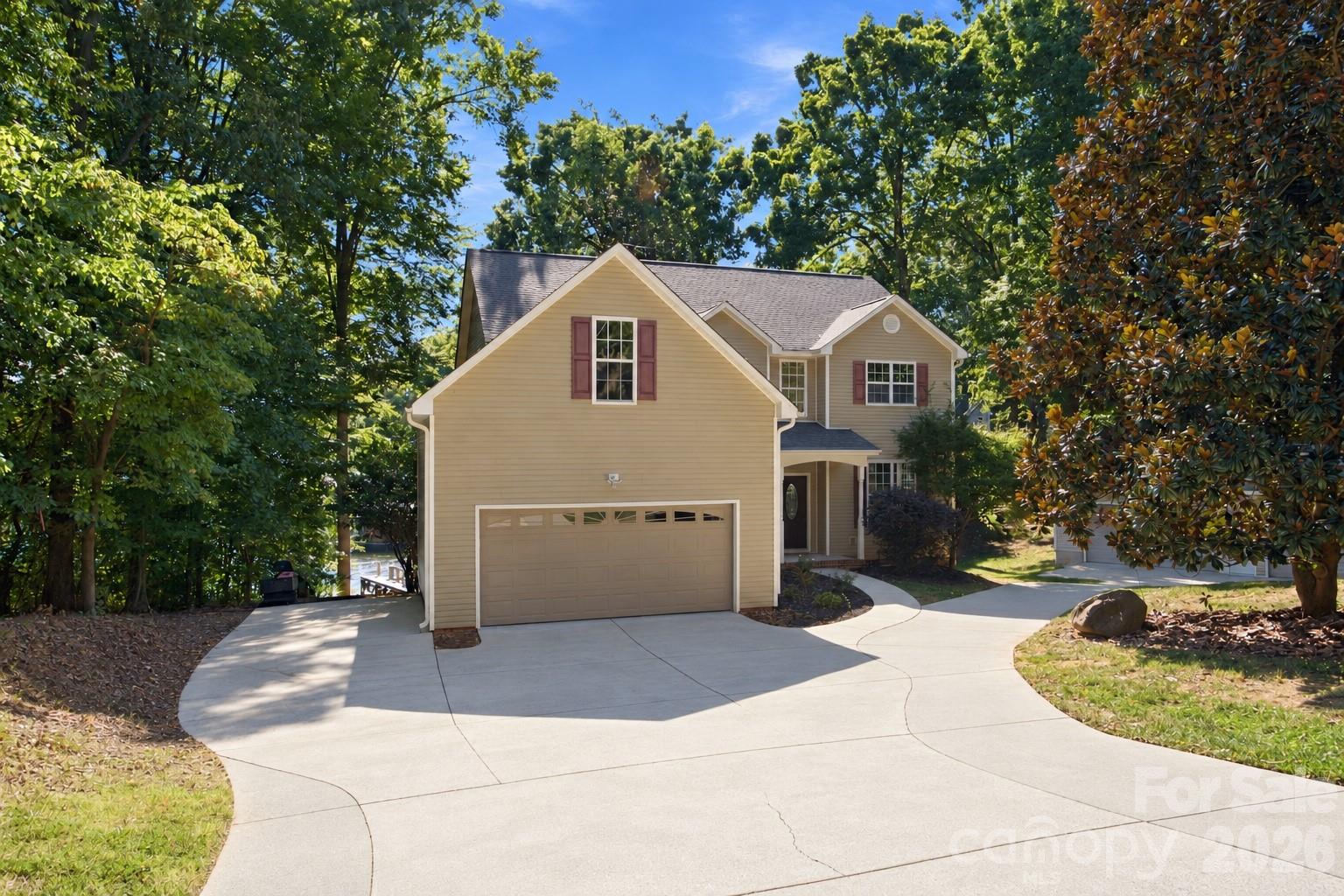 main property photo 45