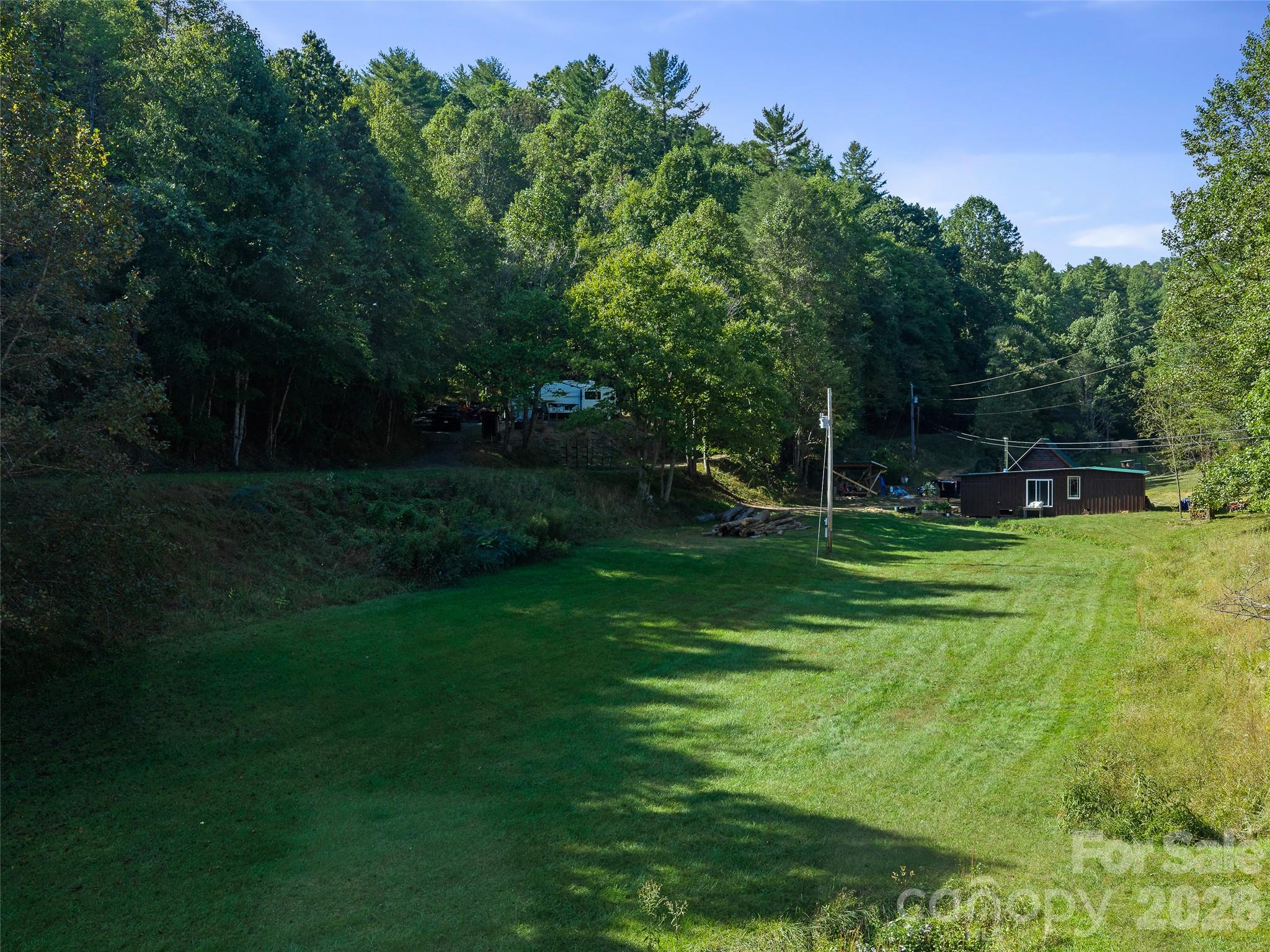 main property photo 27