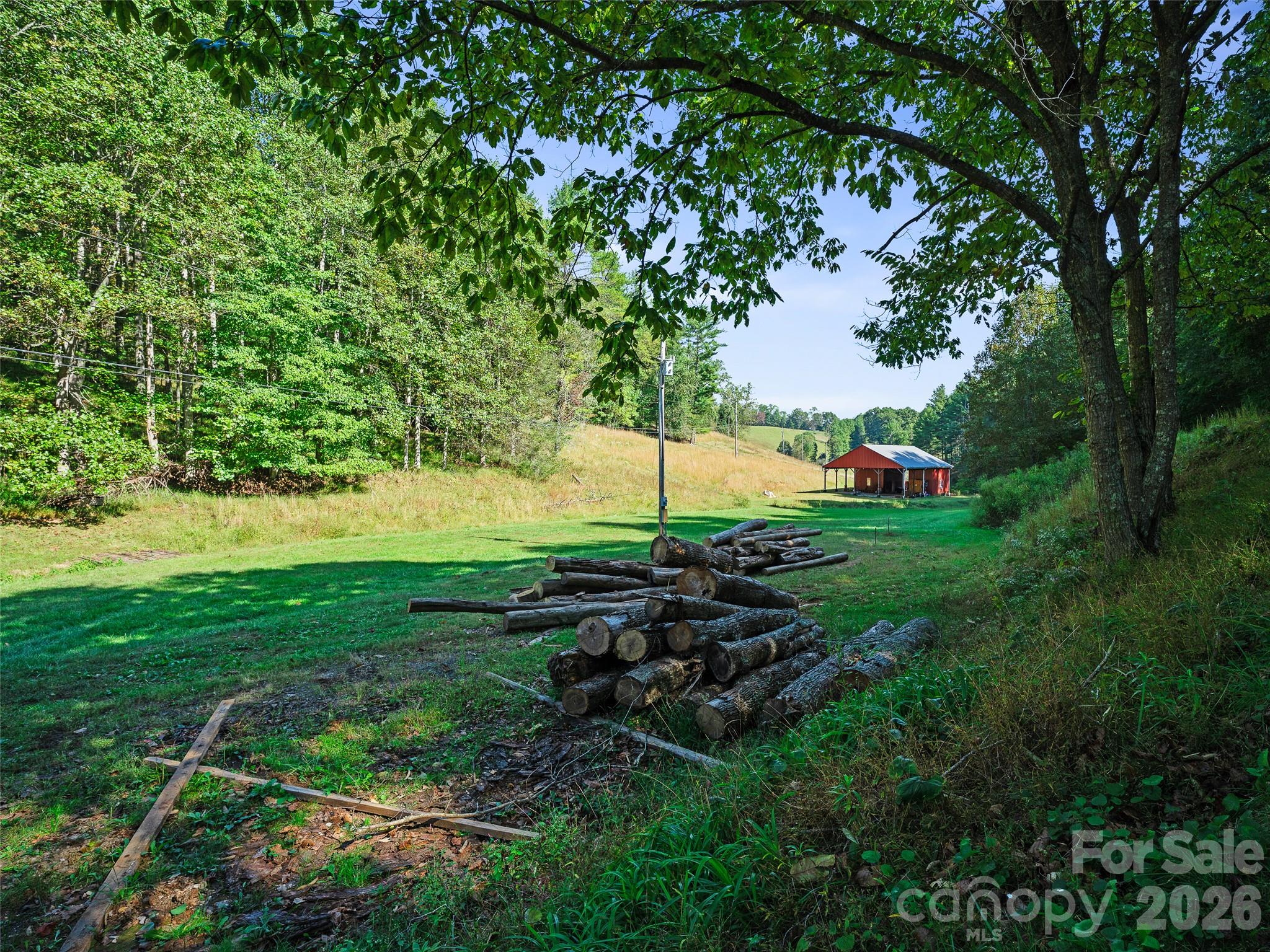 main property photo 4