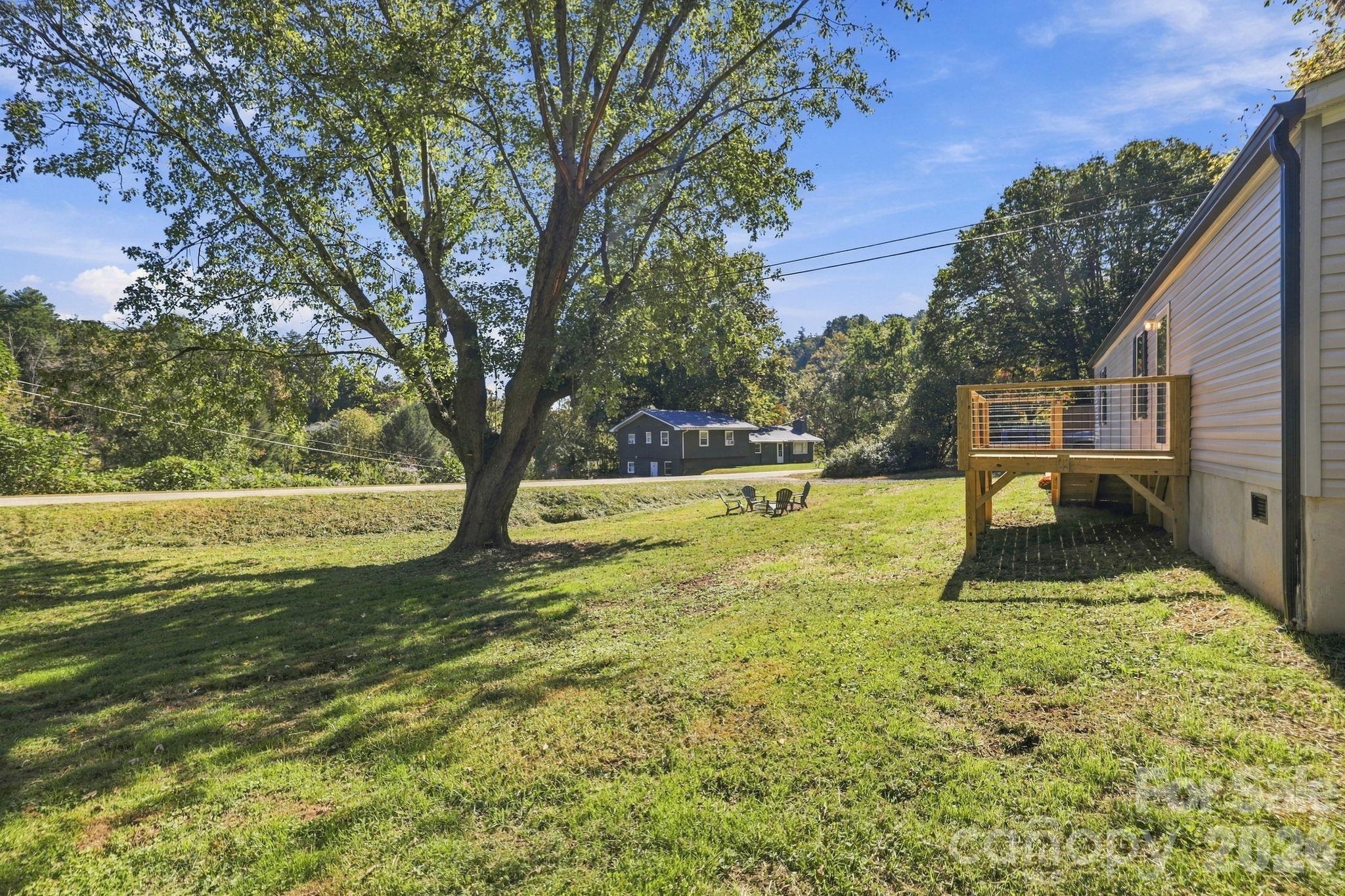 main property photo 11