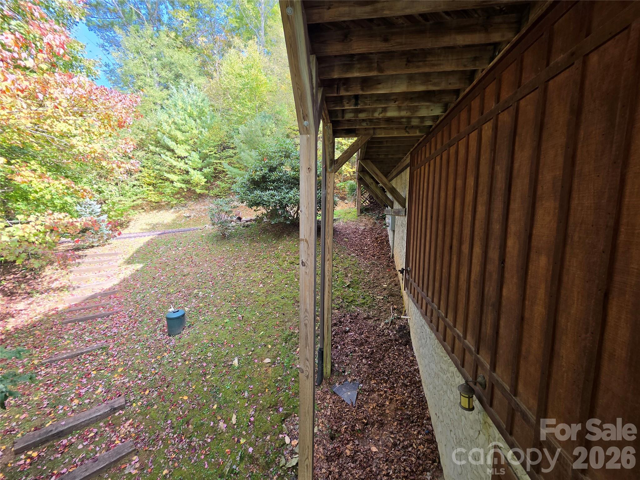 main property photo 30