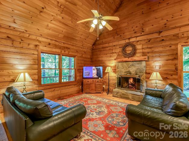 main property photo 14