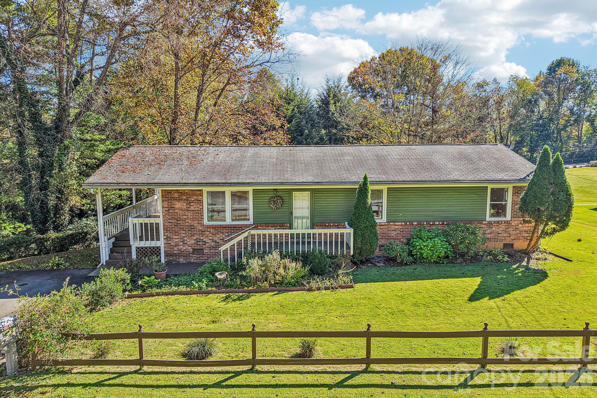 main property photo 31