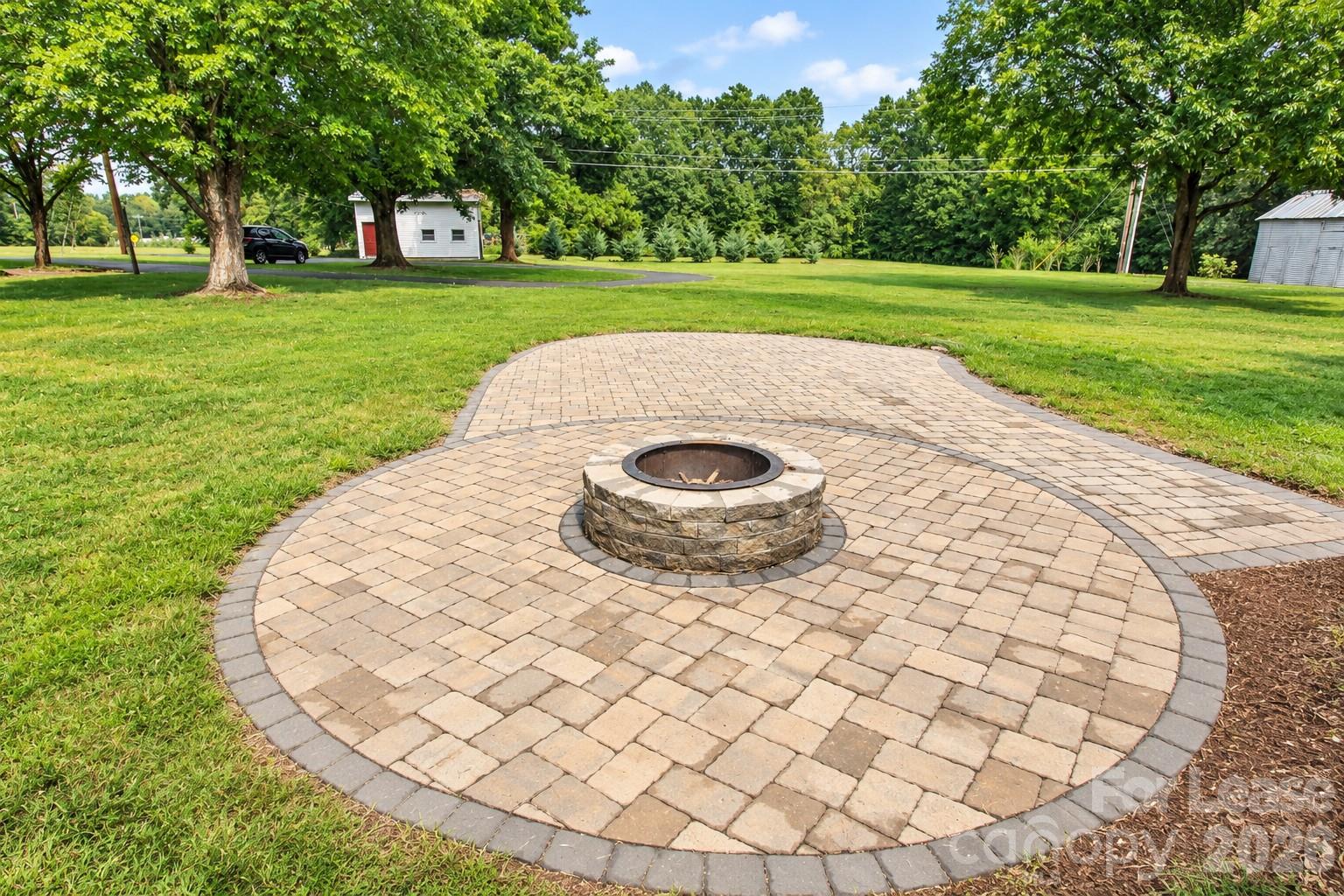 main property photo 24