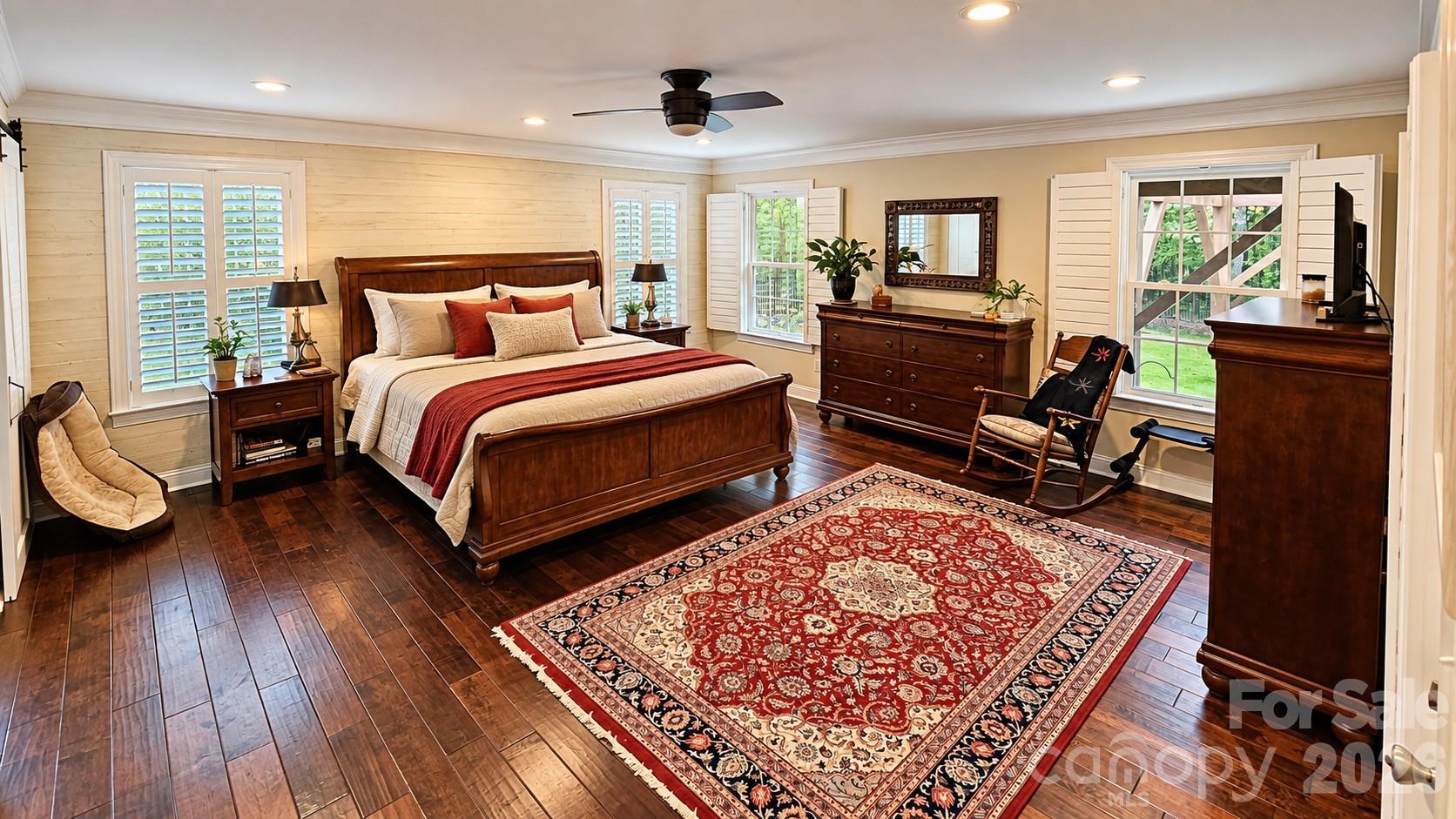 main property photo 15