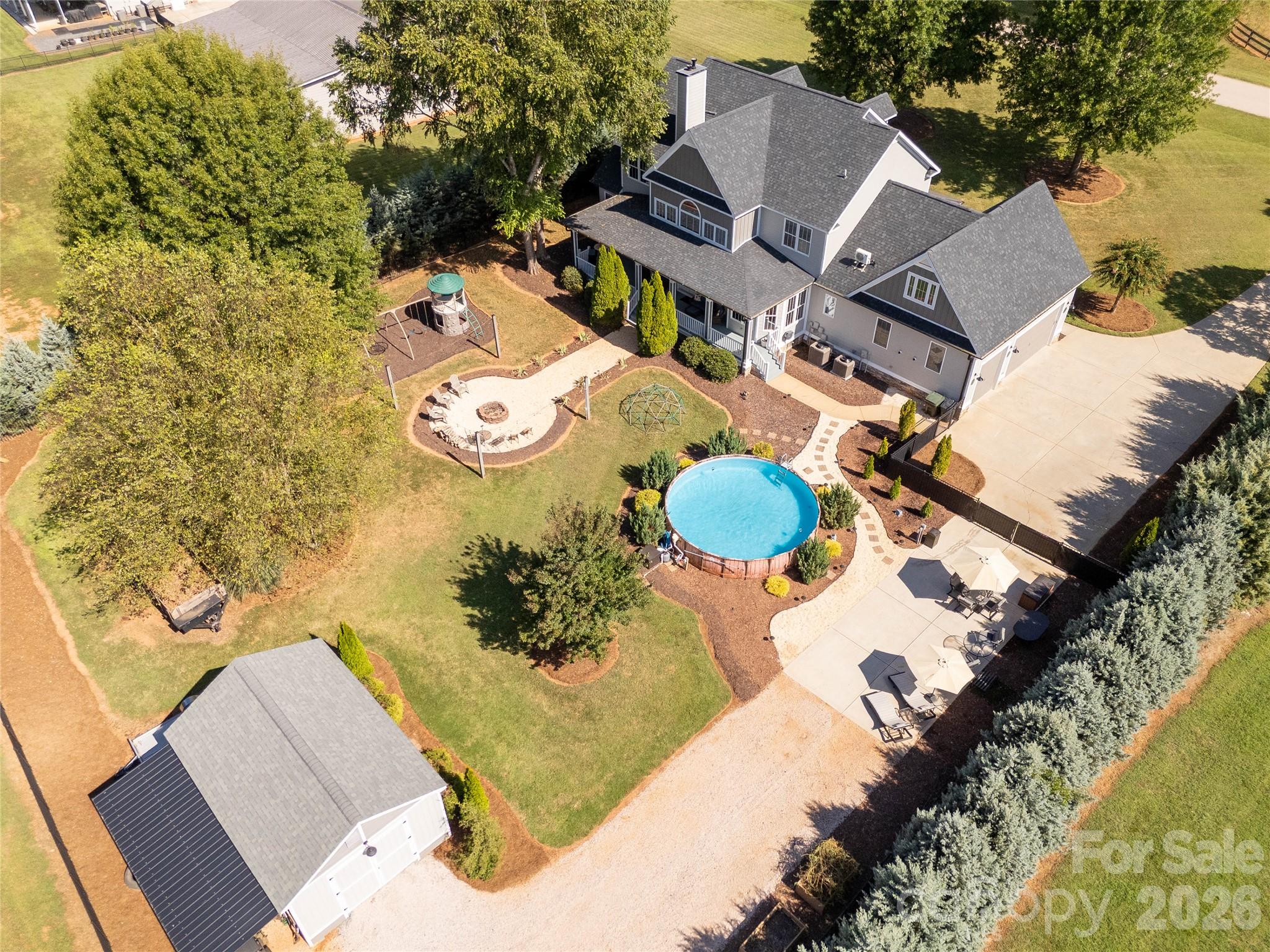 main property photo 39