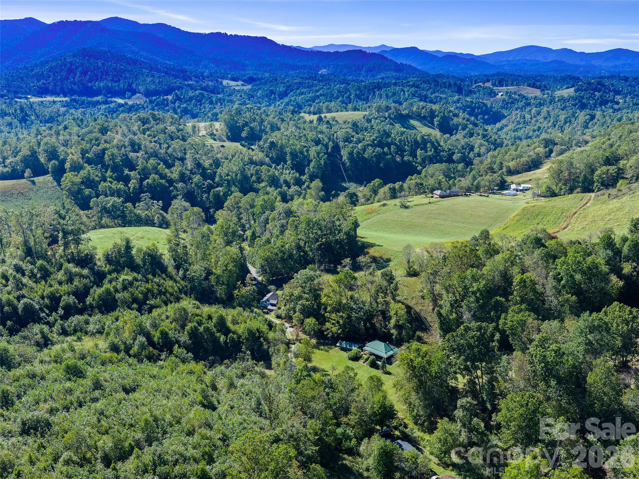 main property photo 33