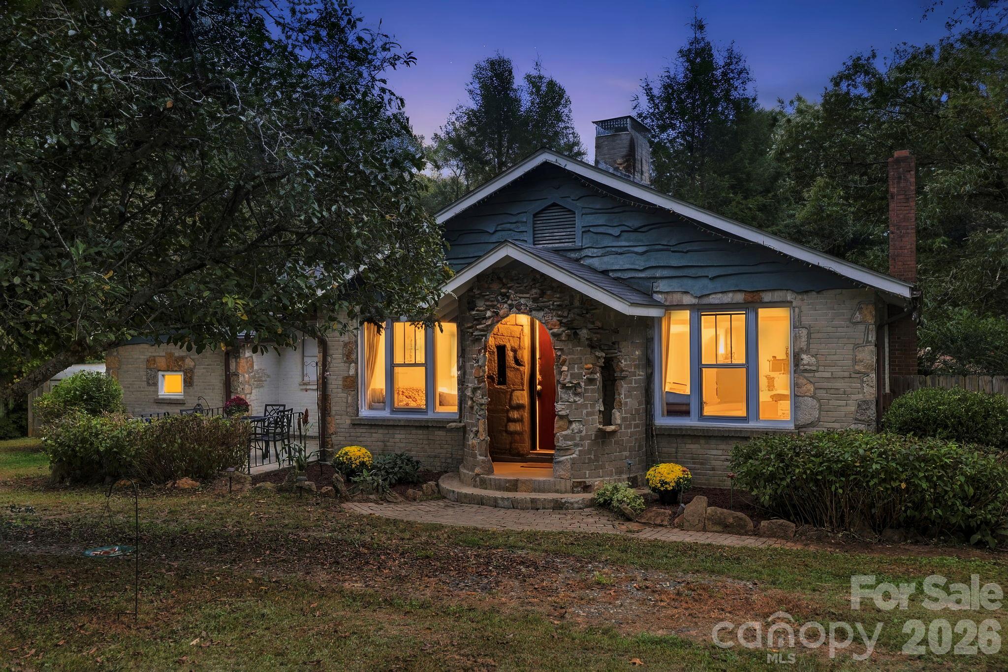 main property photo 0