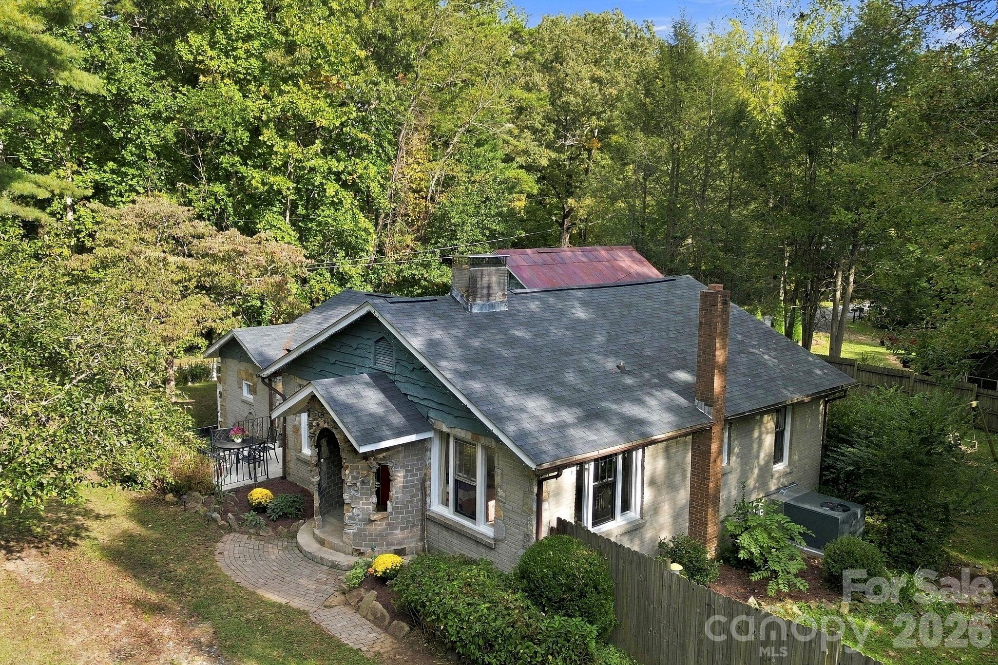 main property photo 39