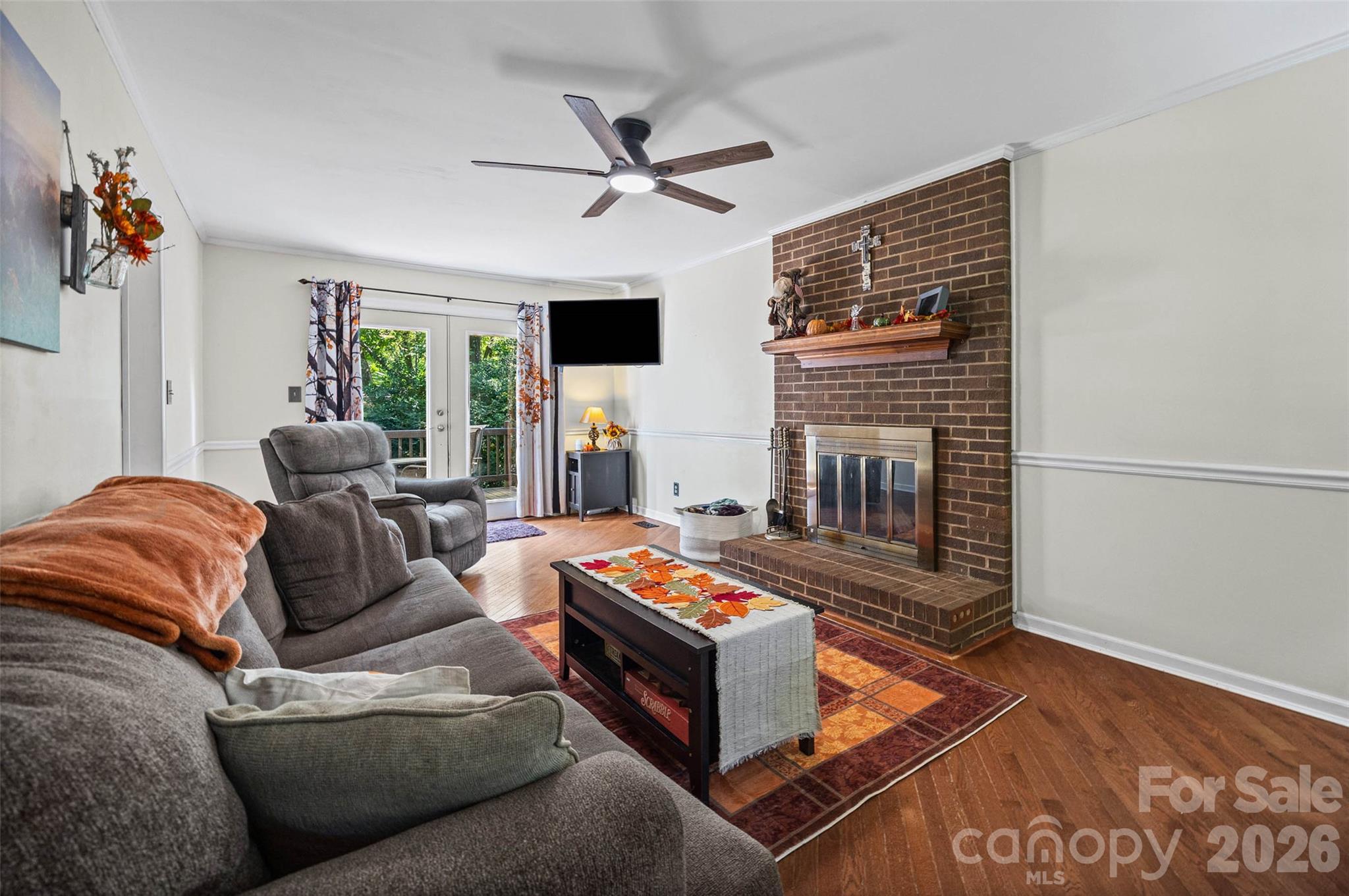main property photo 4