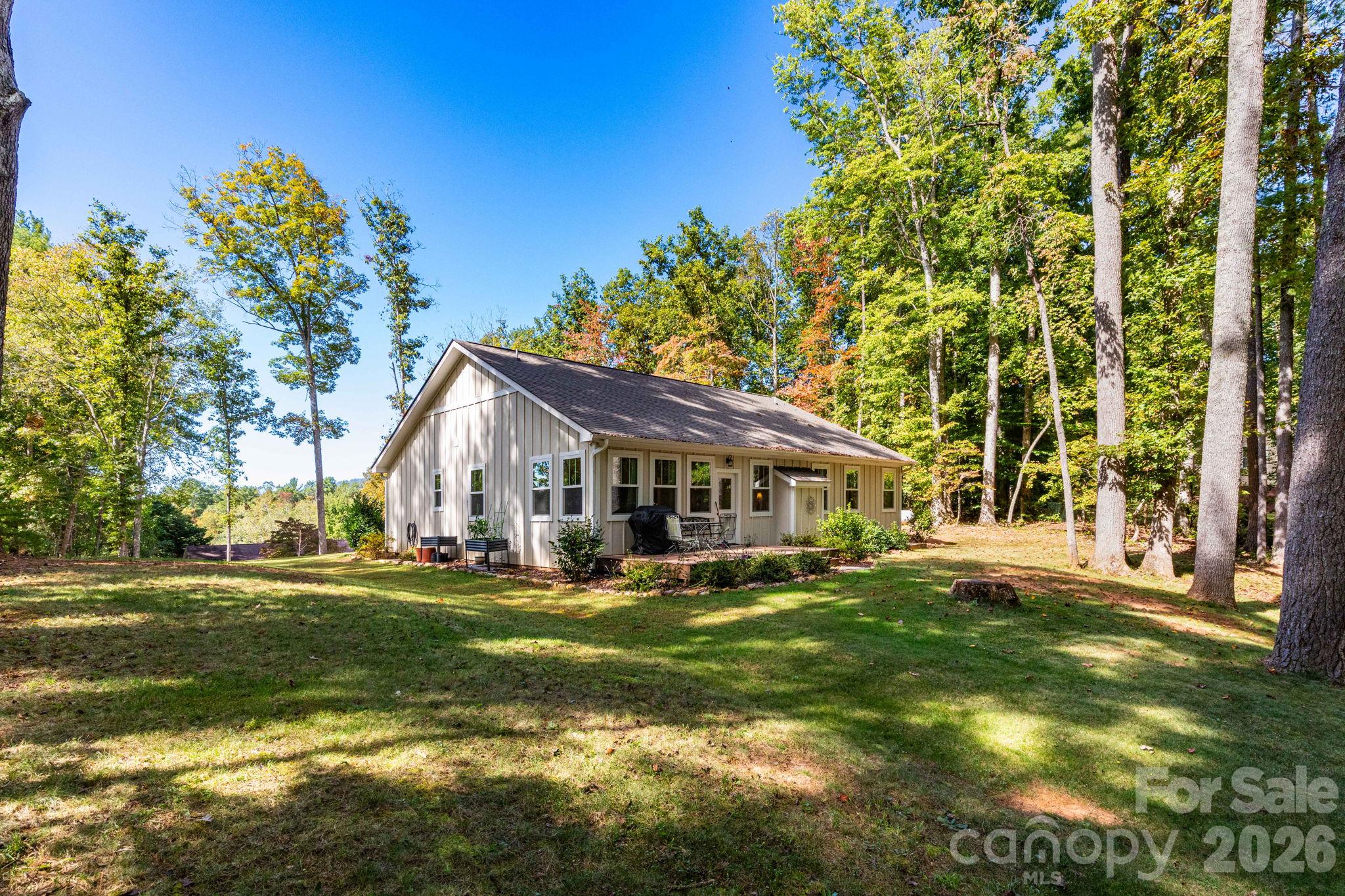 main property photo 18