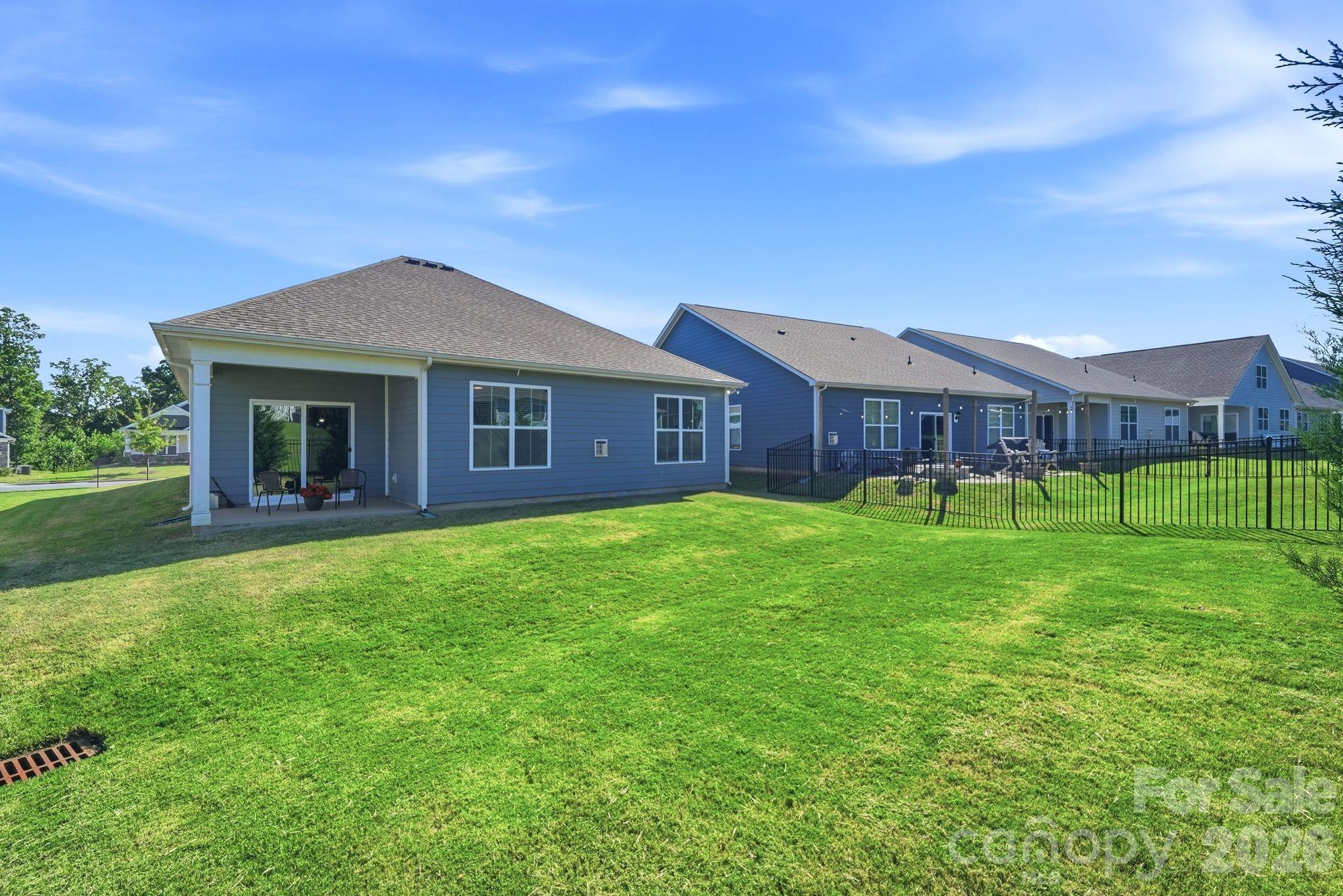 main property photo 31
