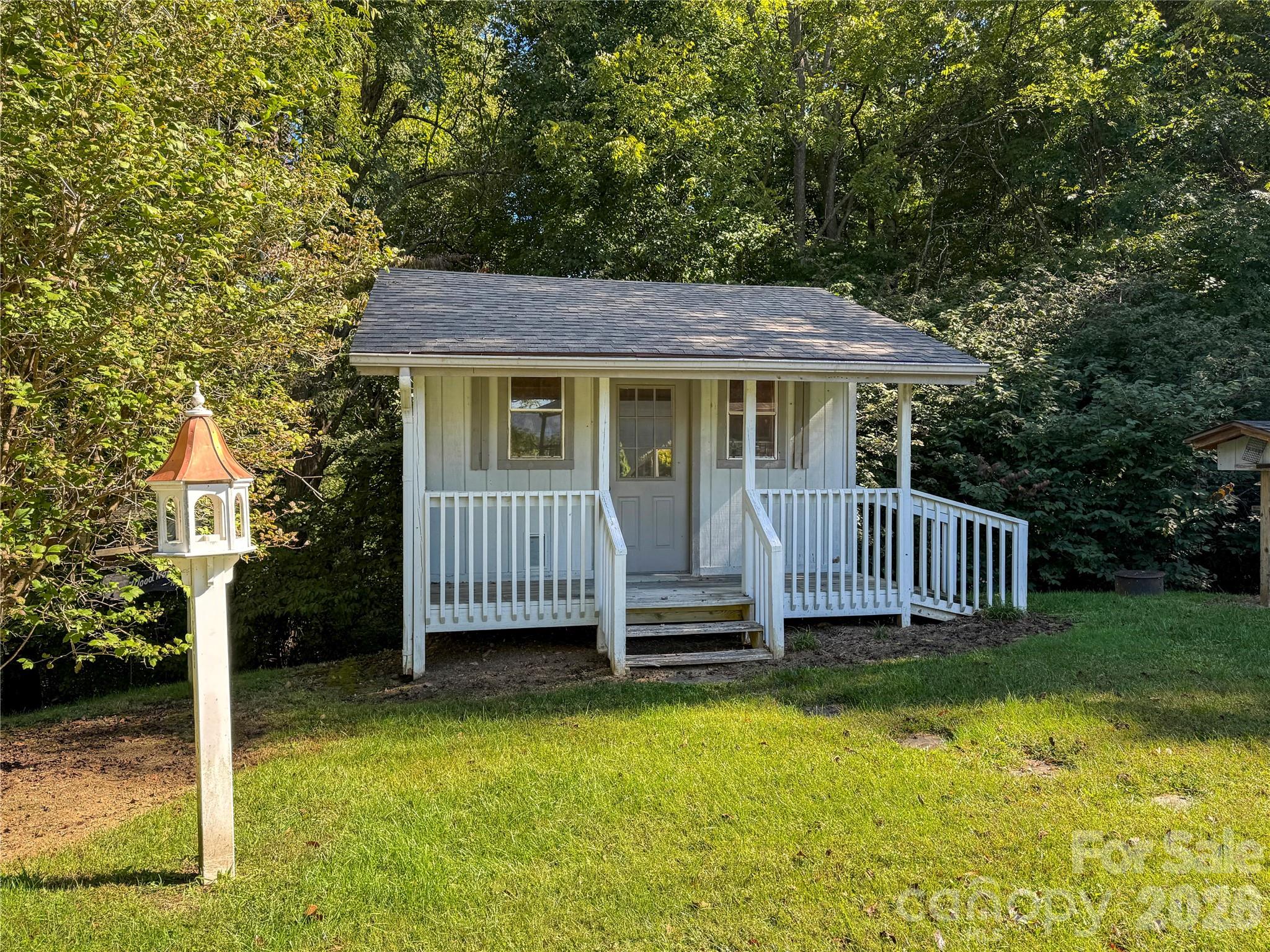 main property photo 27