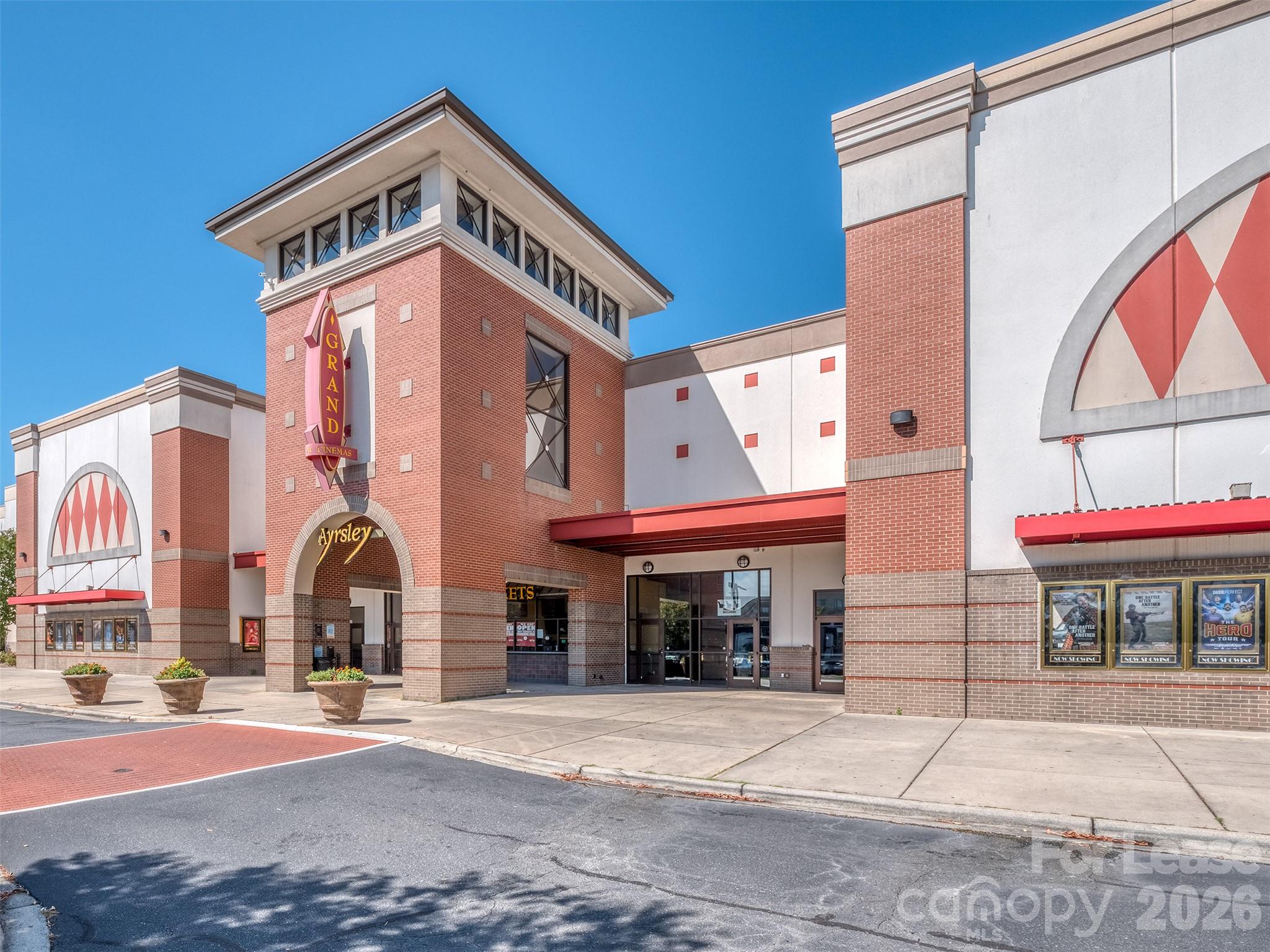 main property photo 45