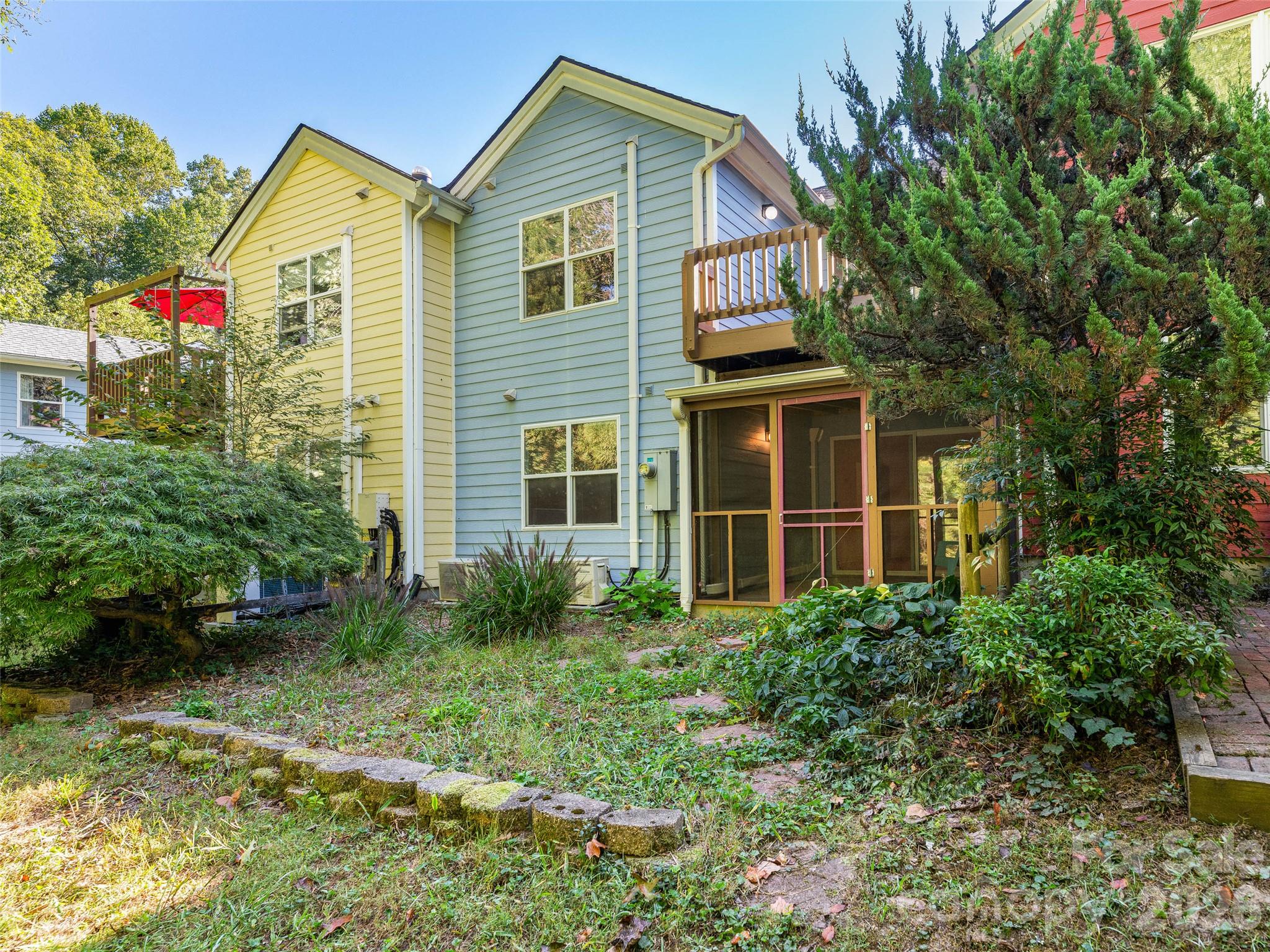 main property photo 33