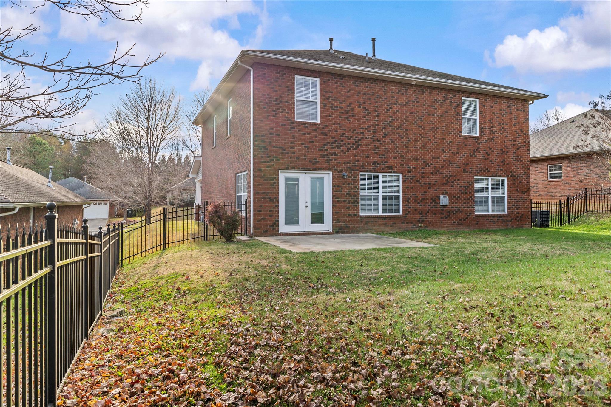 main property photo 38