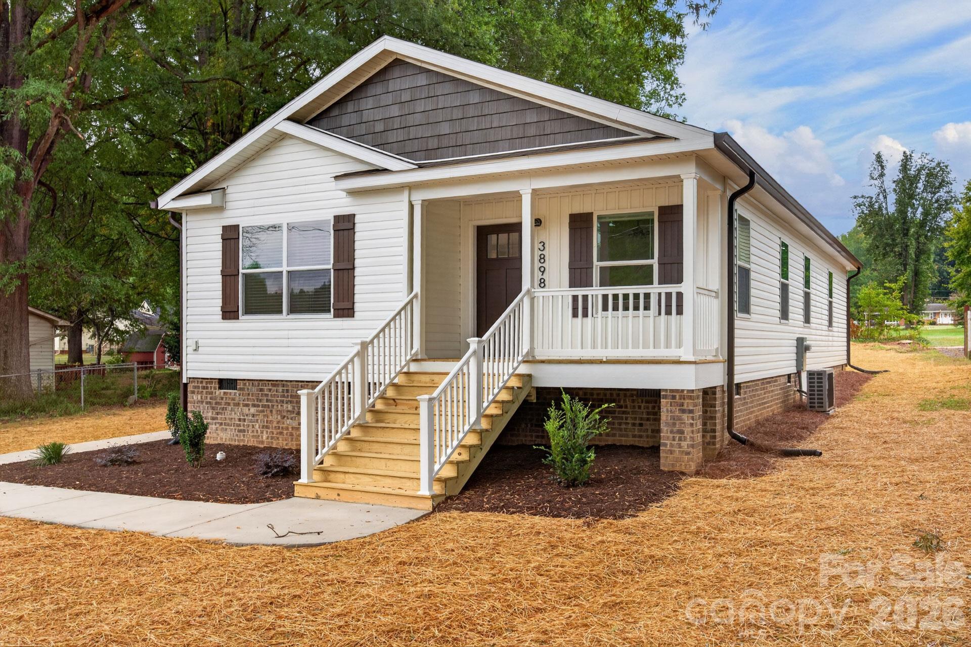 main property photo 0