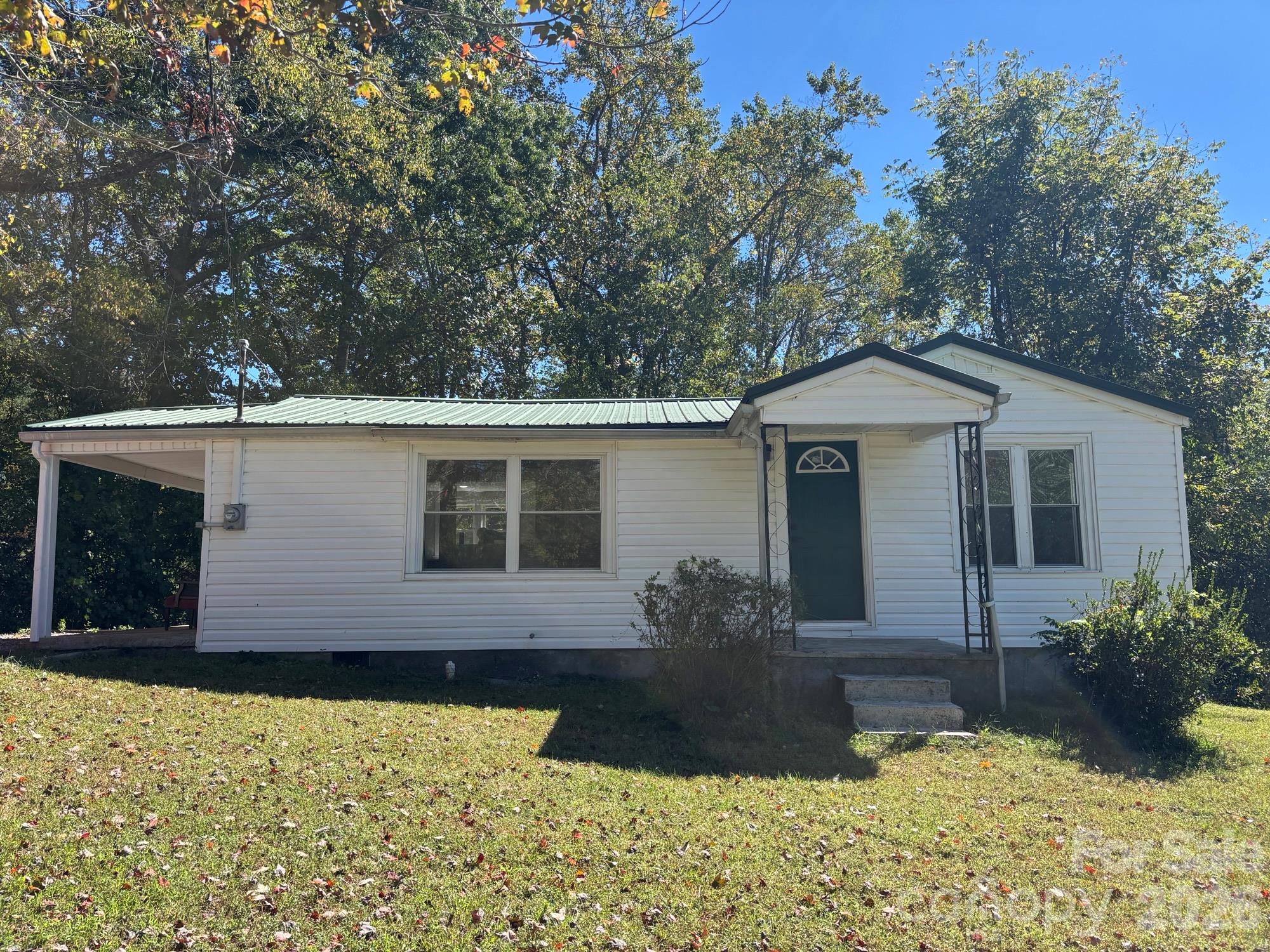 main property photo 16