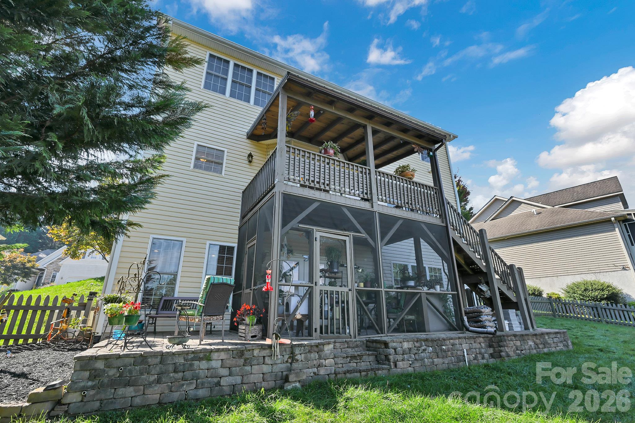 main property photo 26