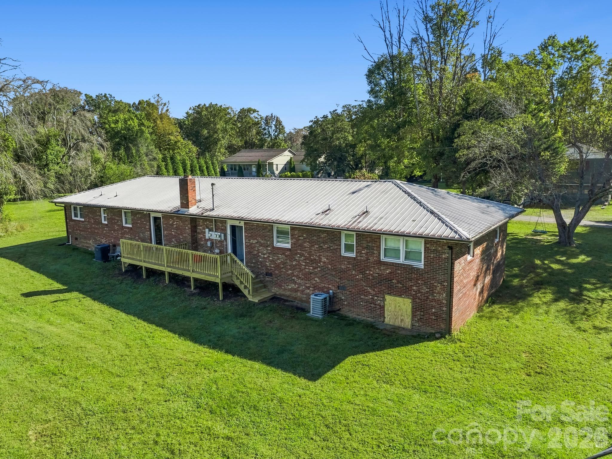 main property photo 20