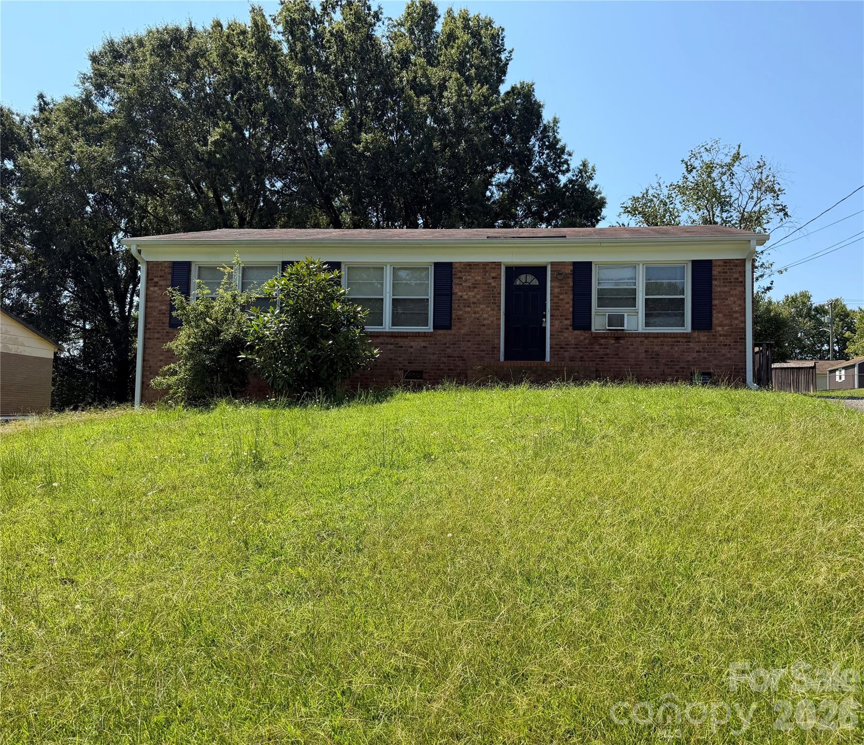main property photo 0