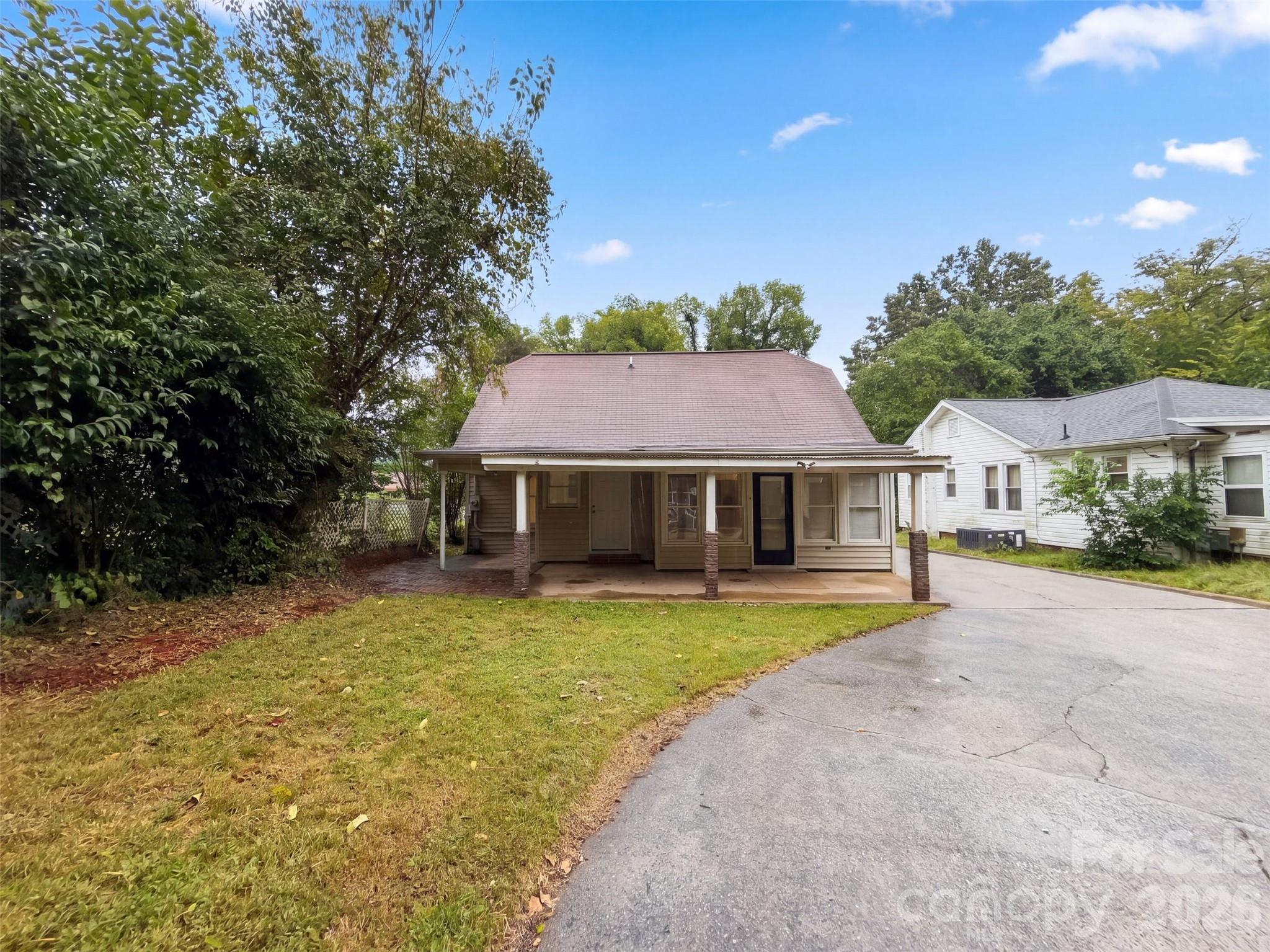 main property photo 4