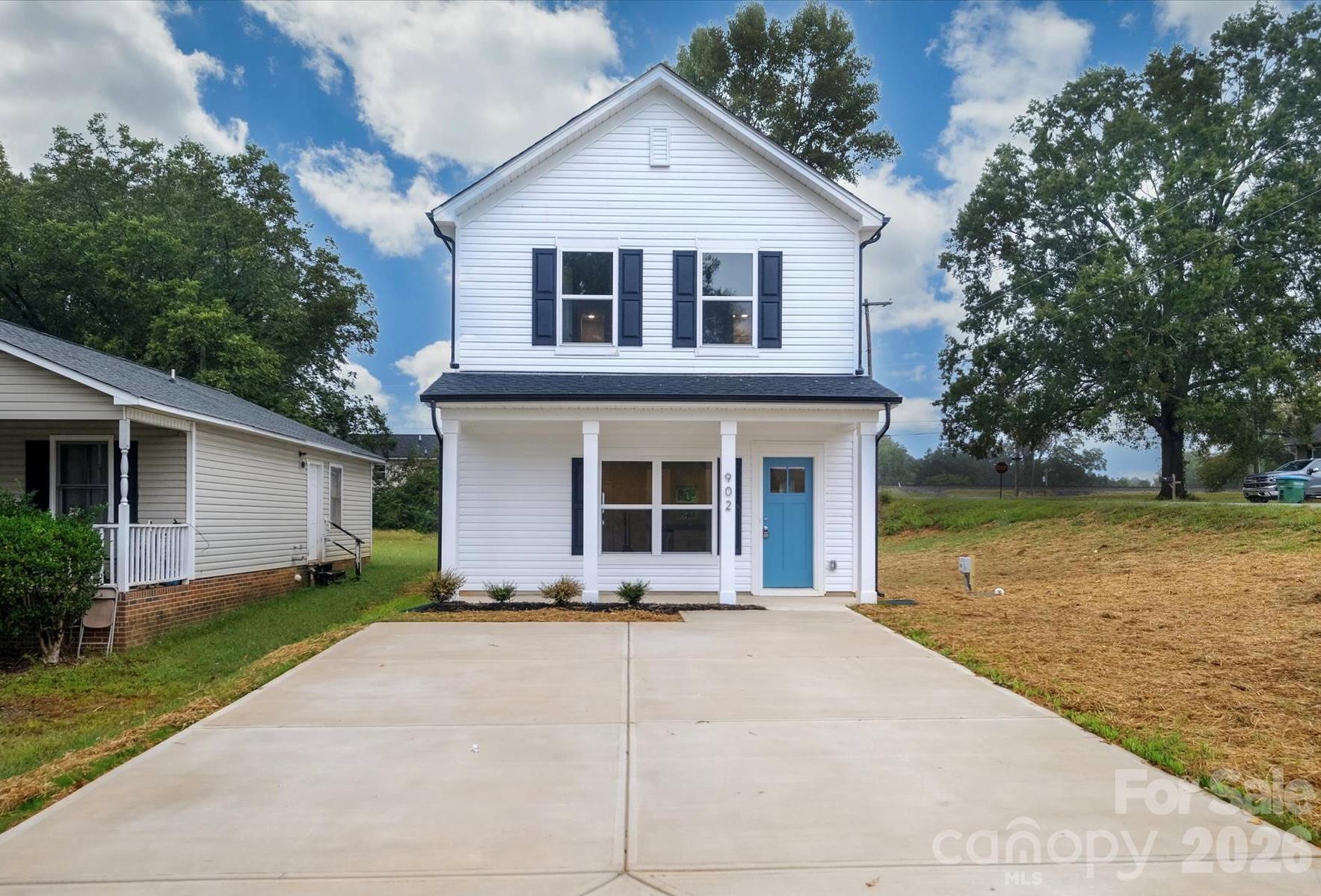 main property photo 0