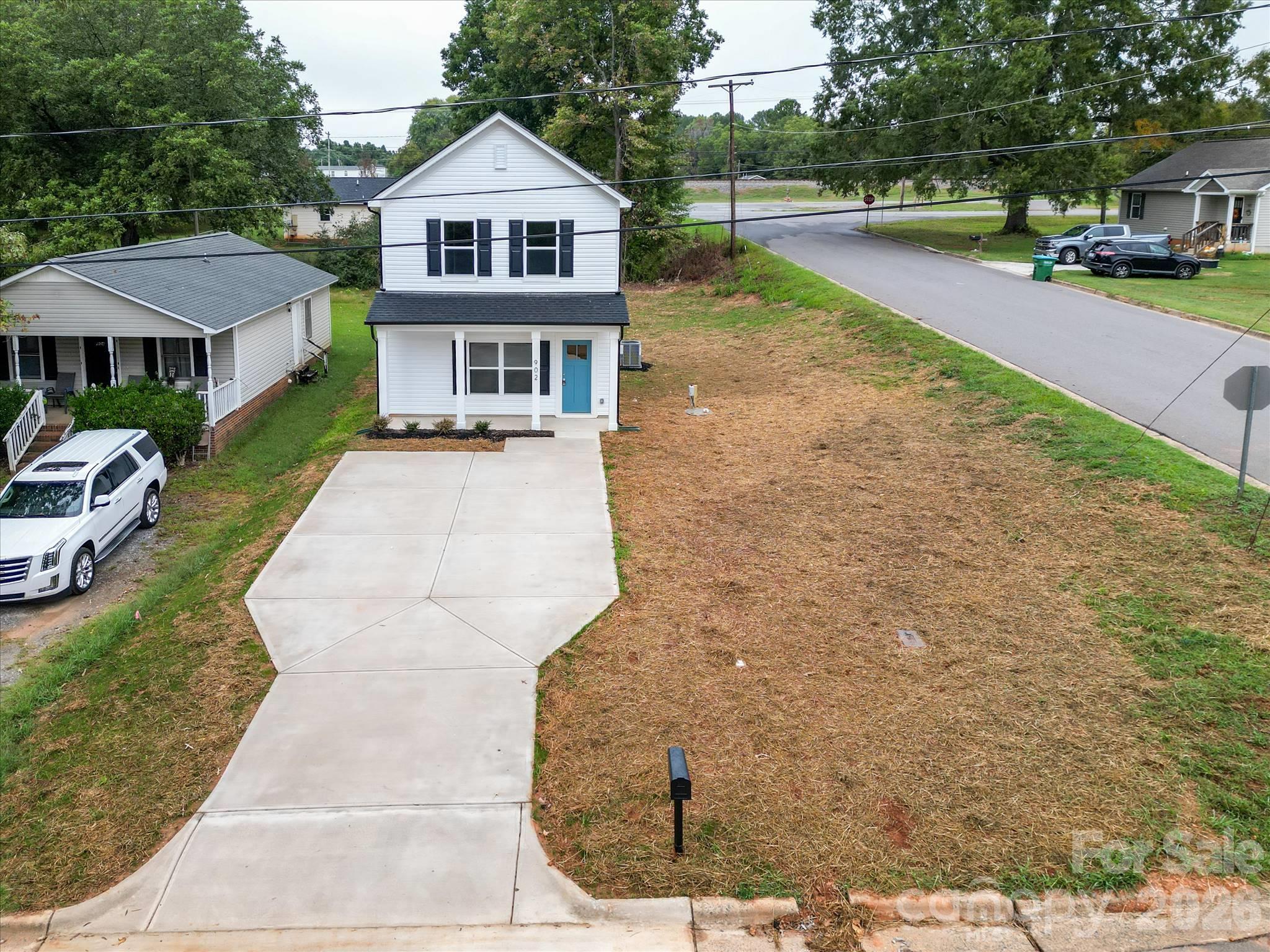 main property photo 20