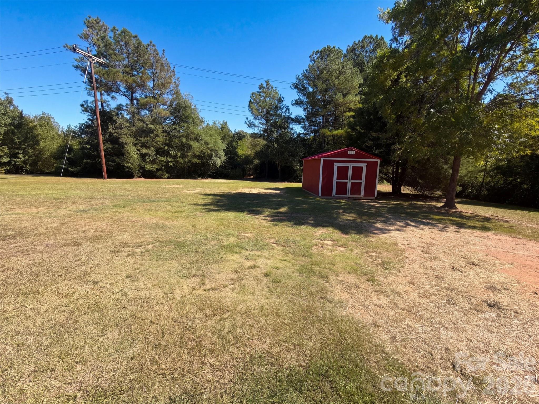 main property photo 12