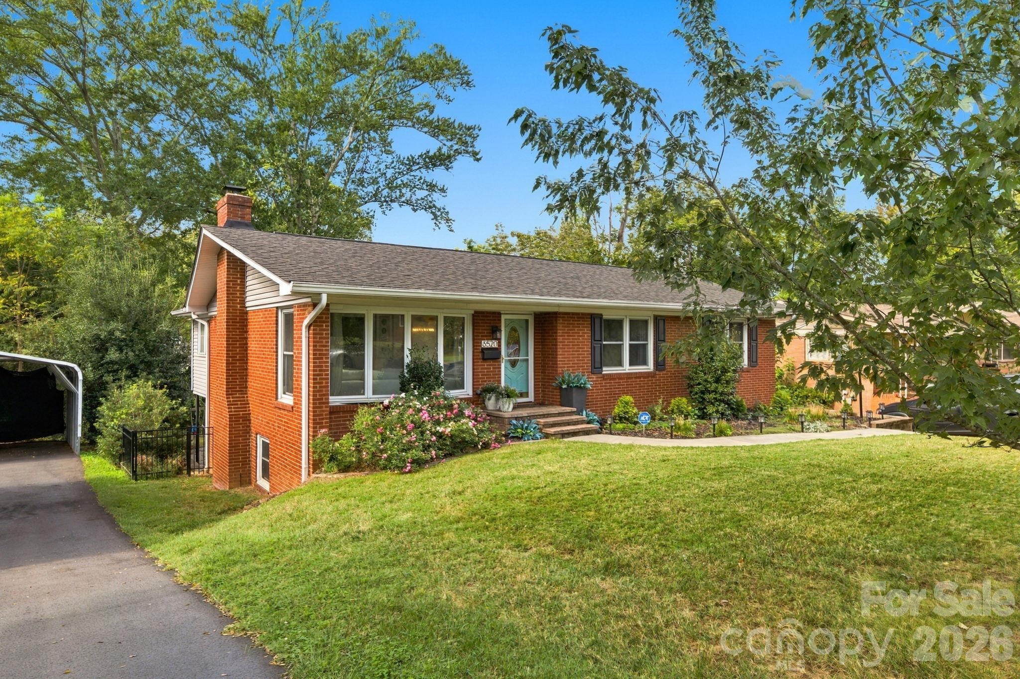 main property photo 2