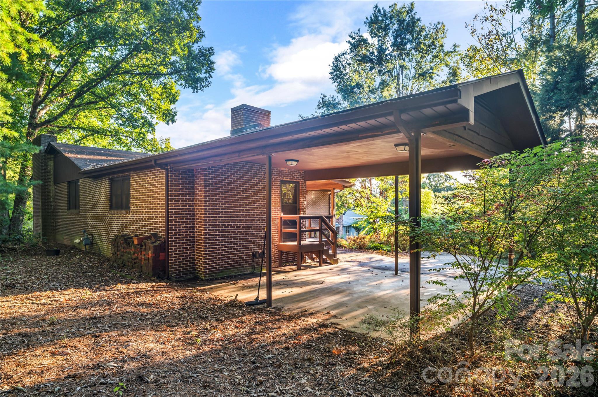 main property photo 4