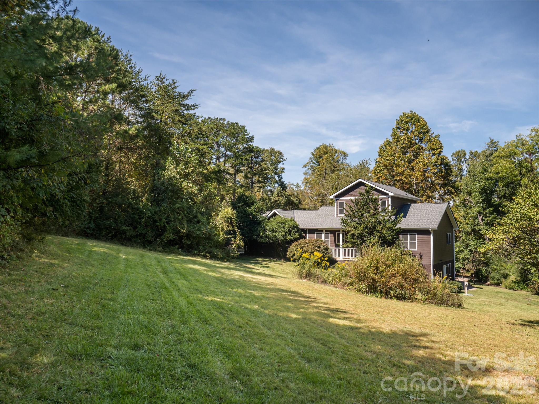 main property photo 41