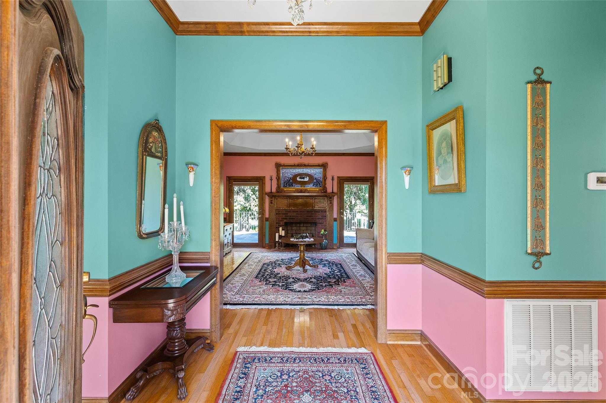 main property photo 9