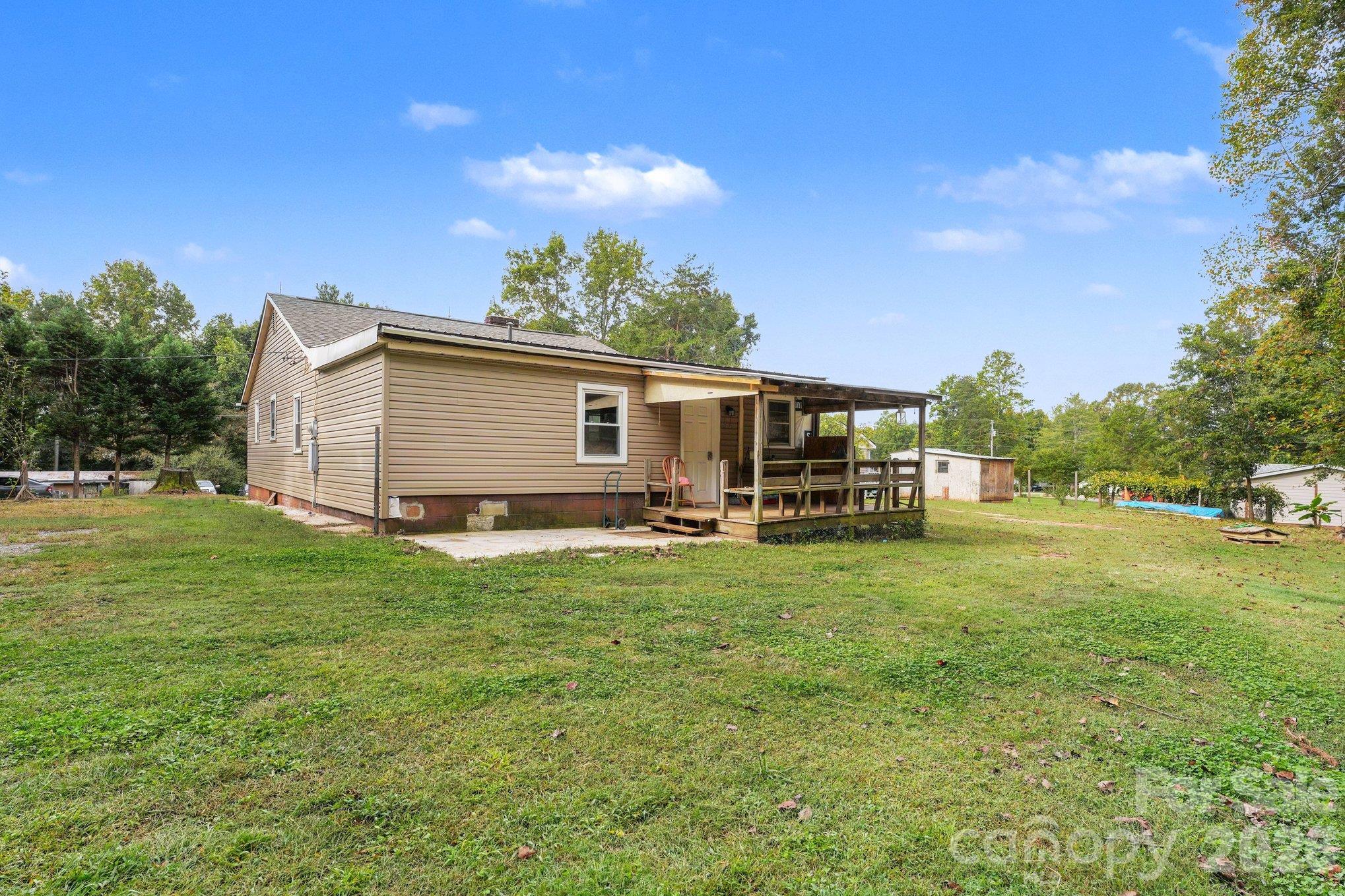 main property photo 20