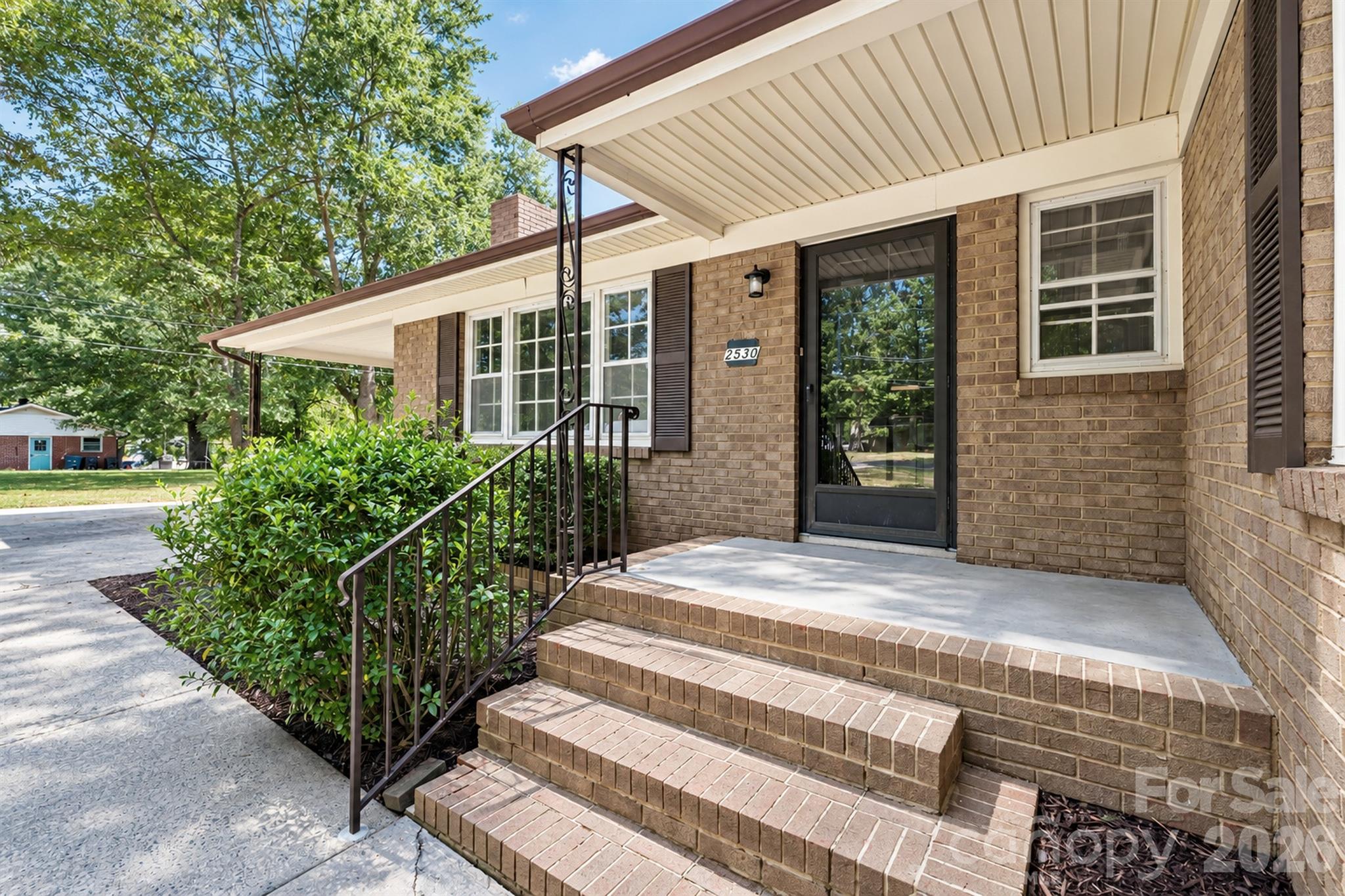 main property photo 39