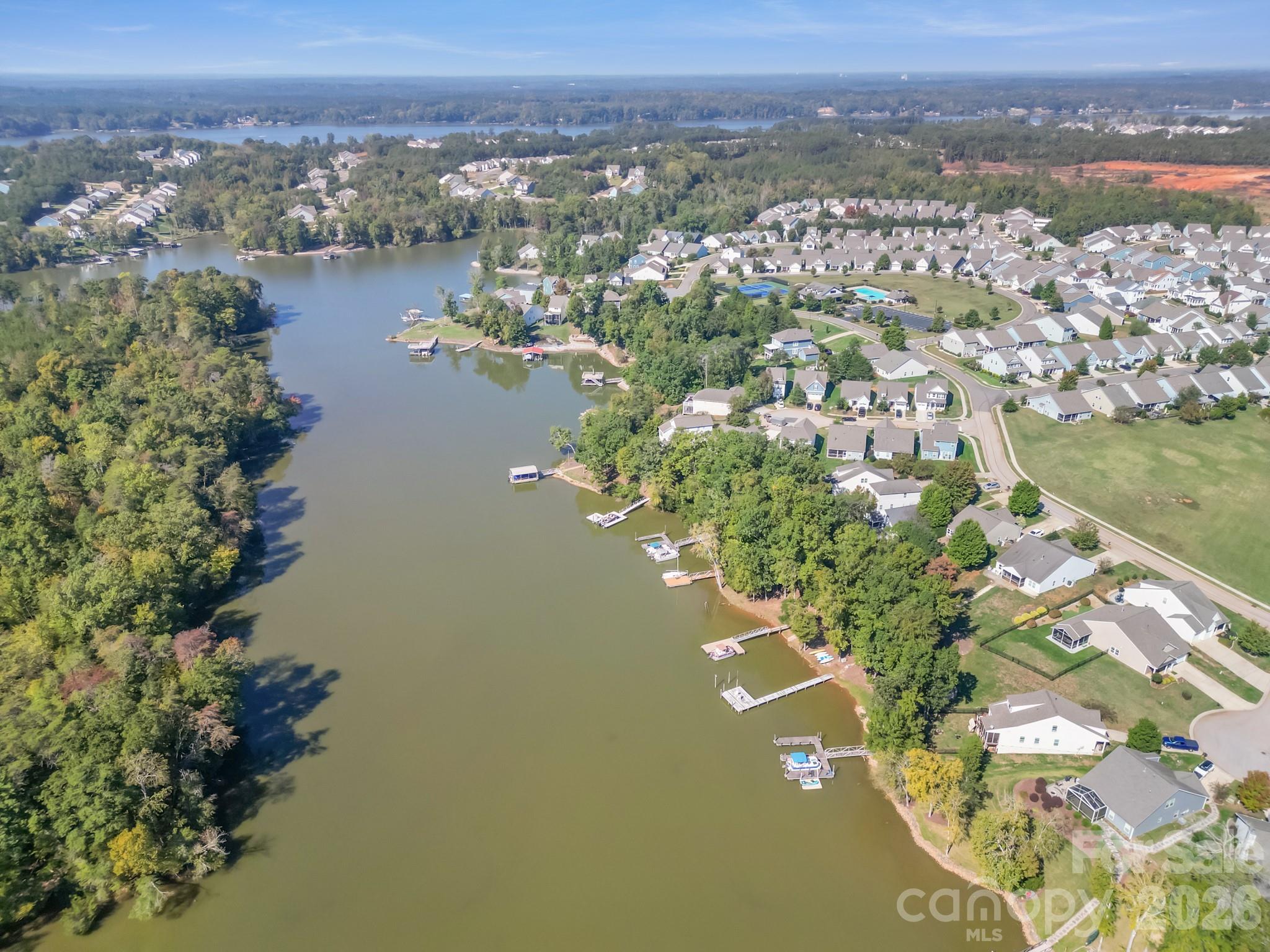 main property photo 40