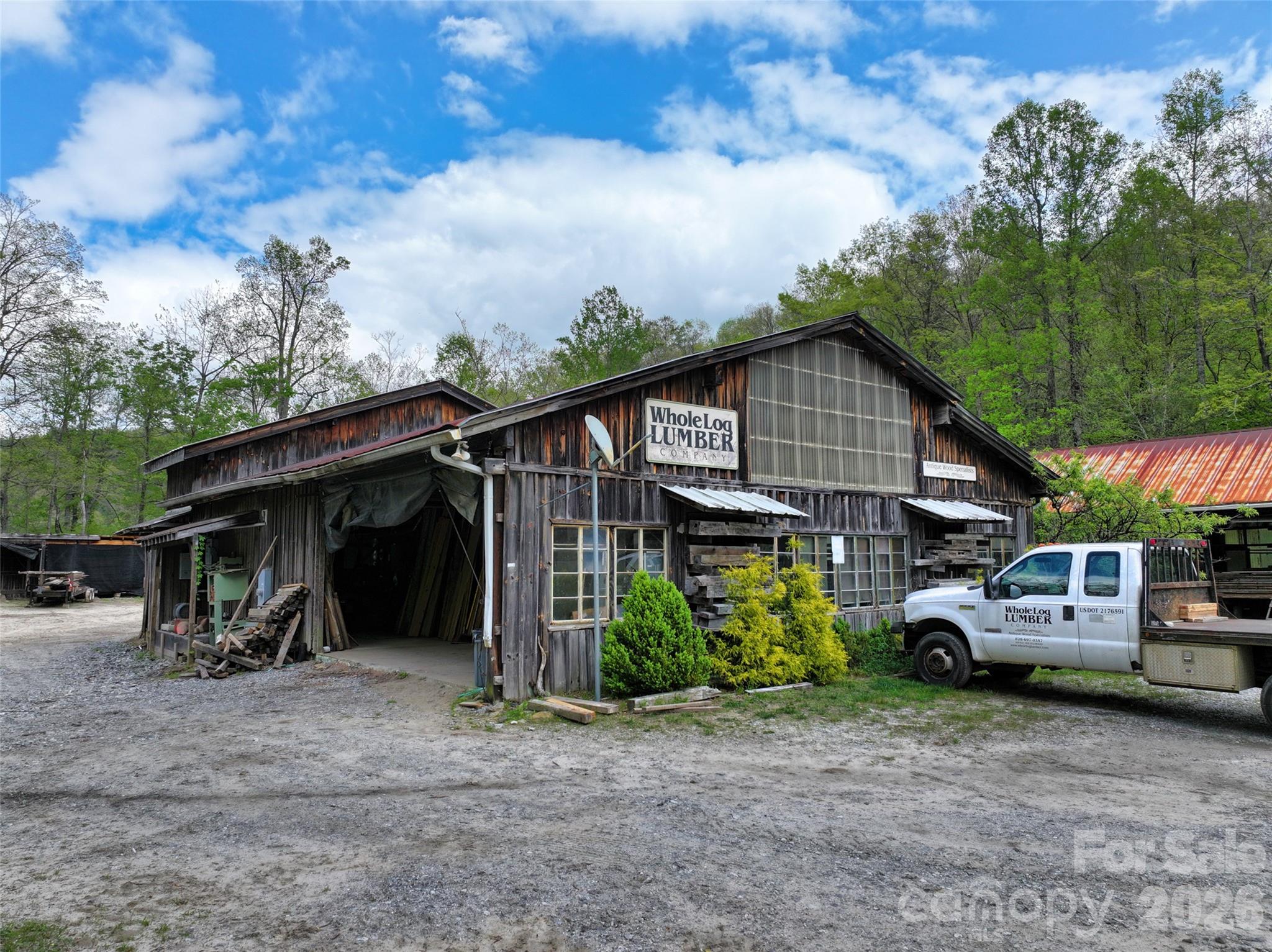 main property photo 4