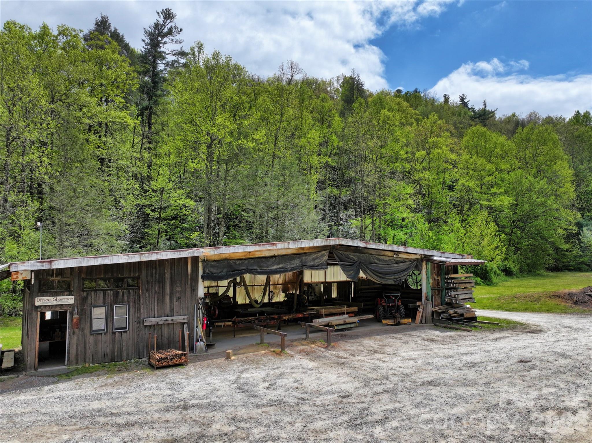 main property photo 42