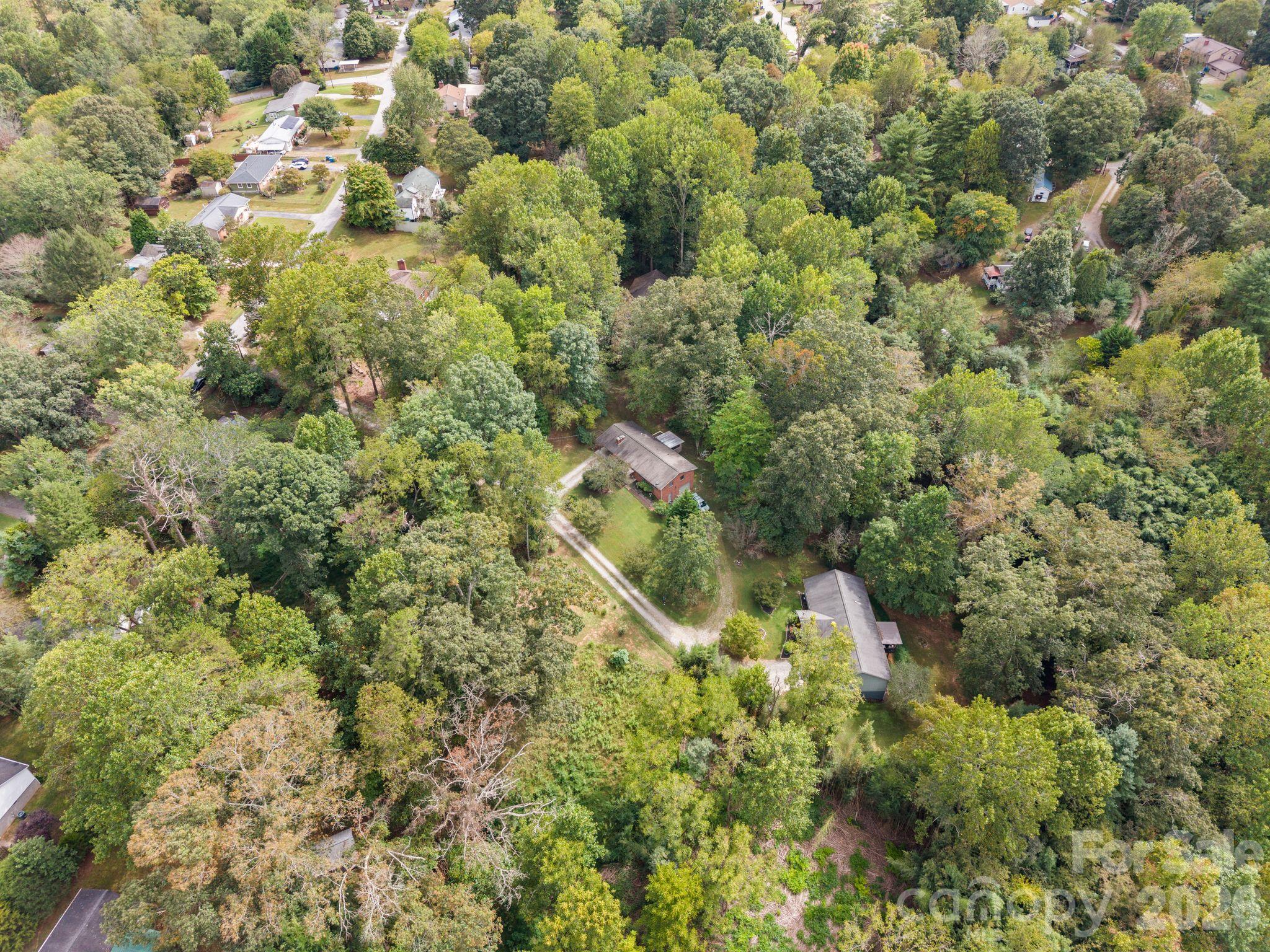 main property photo 32